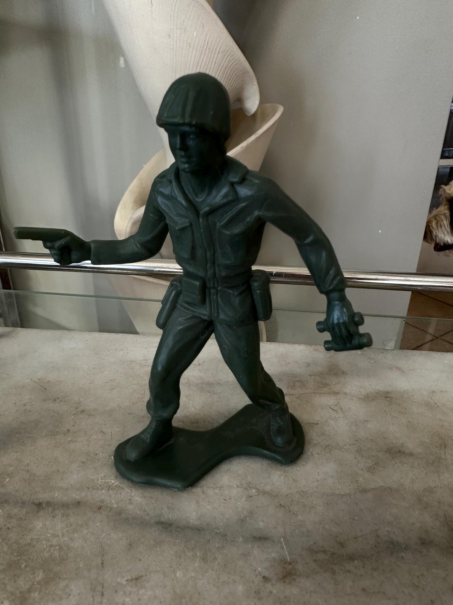 Vintage Plastic Toy Soldiers Lot – 11 Large Figures – Includes 6 Tim-Mee 6” Soldiers – 1960s USA