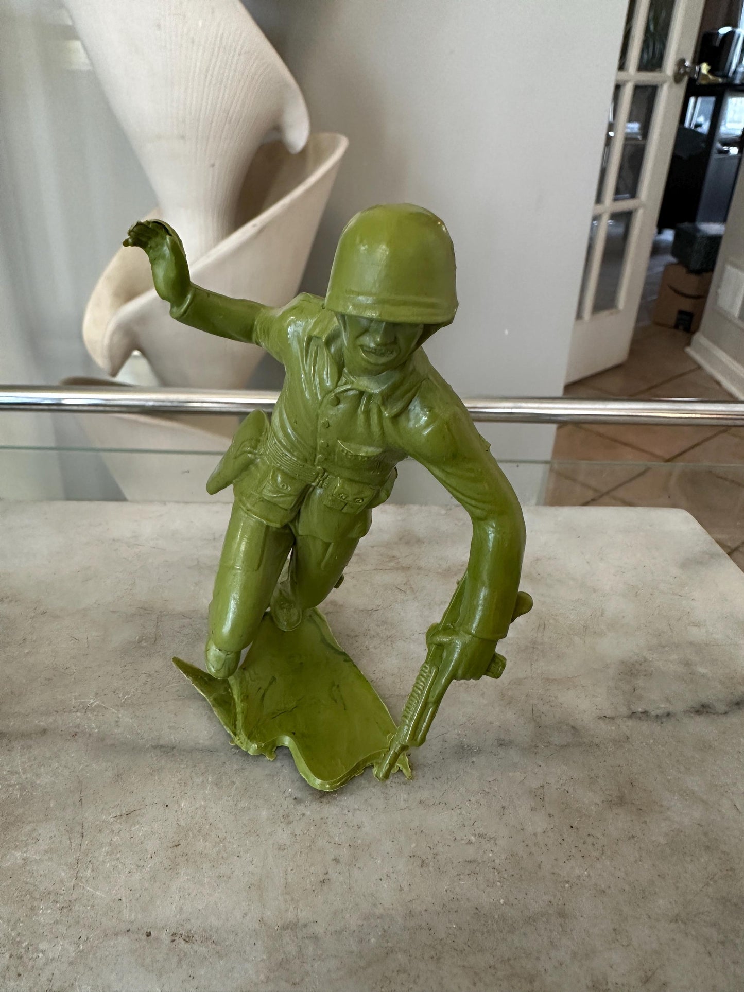 Vintage Plastic Toy Soldiers Lot – 11 Large Figures – Includes 6 Tim-Mee 6” Soldiers – 1960s USA