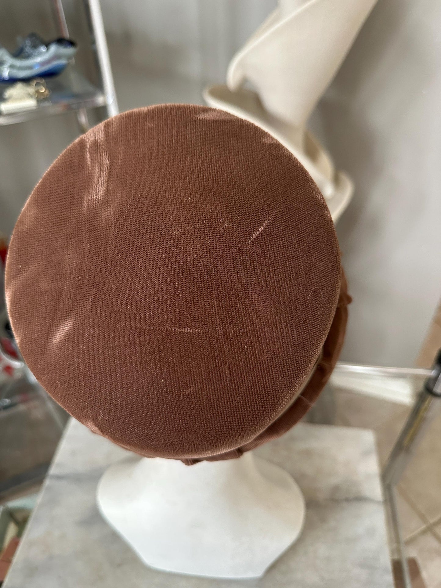 Vintage womens brown velour bucket hat, unbranded,  with union-made band