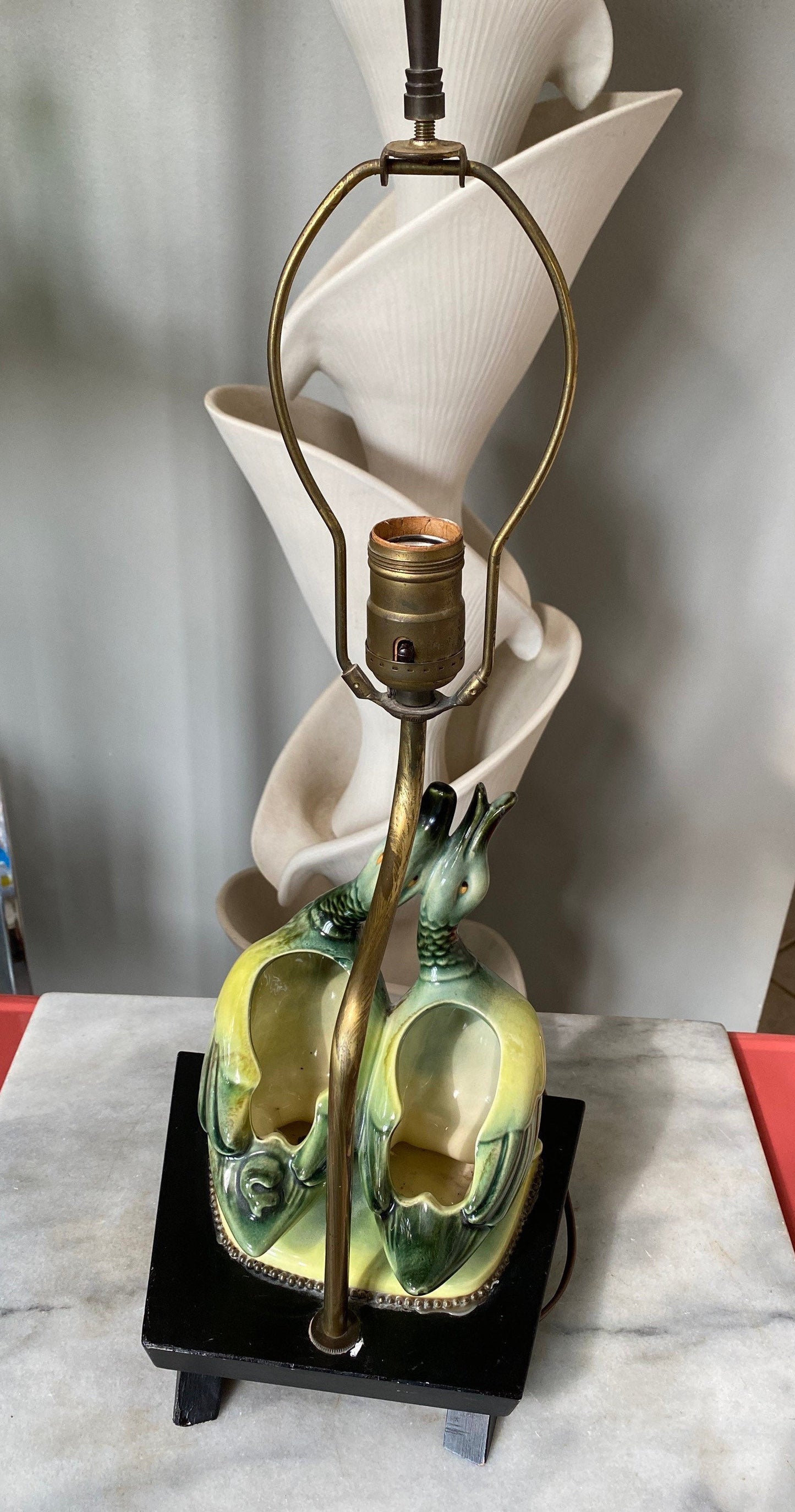 Mid Century Hull Asian Ducks Planter Accent Lamp