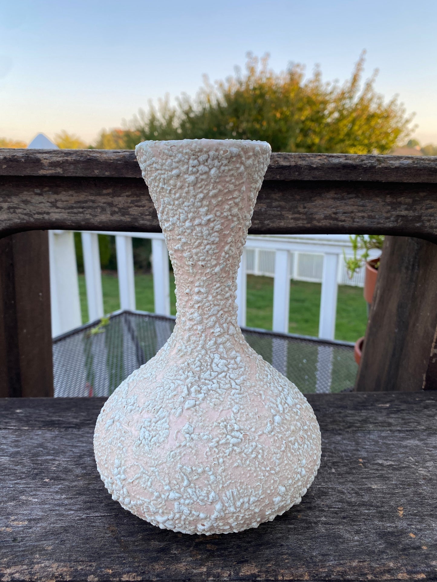 Mid Century Modern Pink and White Atomic Vase | MCM Popcorn Pottery