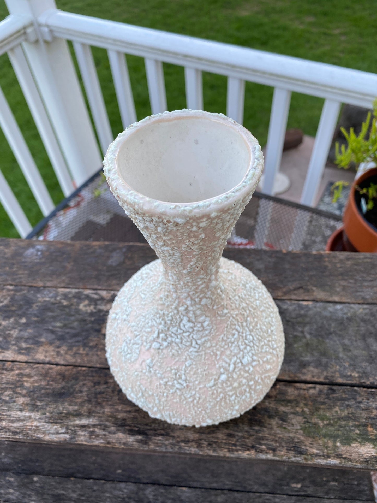 Mid Century Modern Pink and White Atomic Vase | MCM Popcorn Pottery