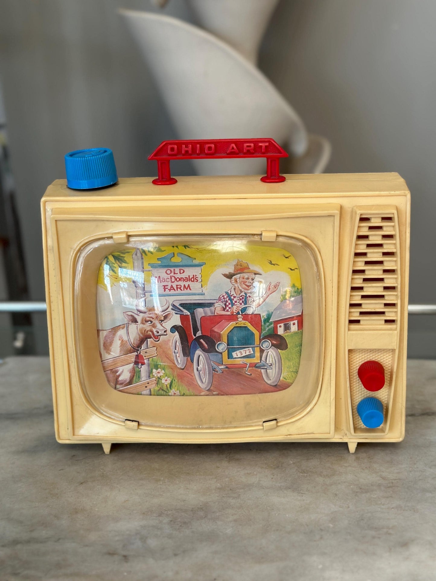 Vintage Ohio Art Television Wind-Up Toy – Plays “Old MacDonald Had A Farm”