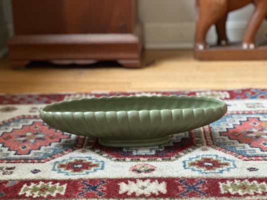 Vintage McCoy Floraline Planter No. 498: Matte Green Mid Century Modern USA Pottery