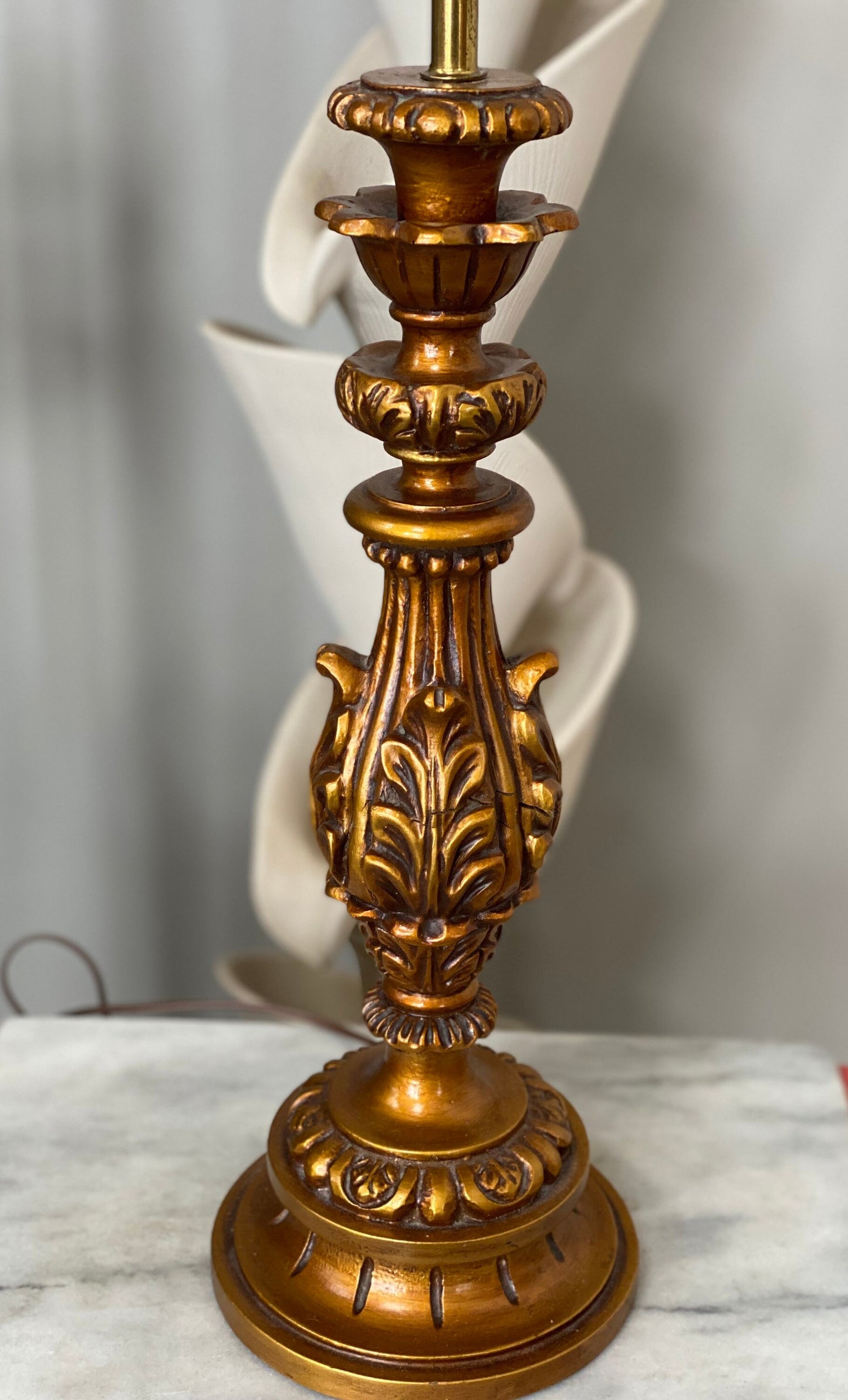 Vintage Undwrwriters Laboratory Gold Gilded Carved Wooden Lamp | Hollywood Regency Style | Mid Century Lighting