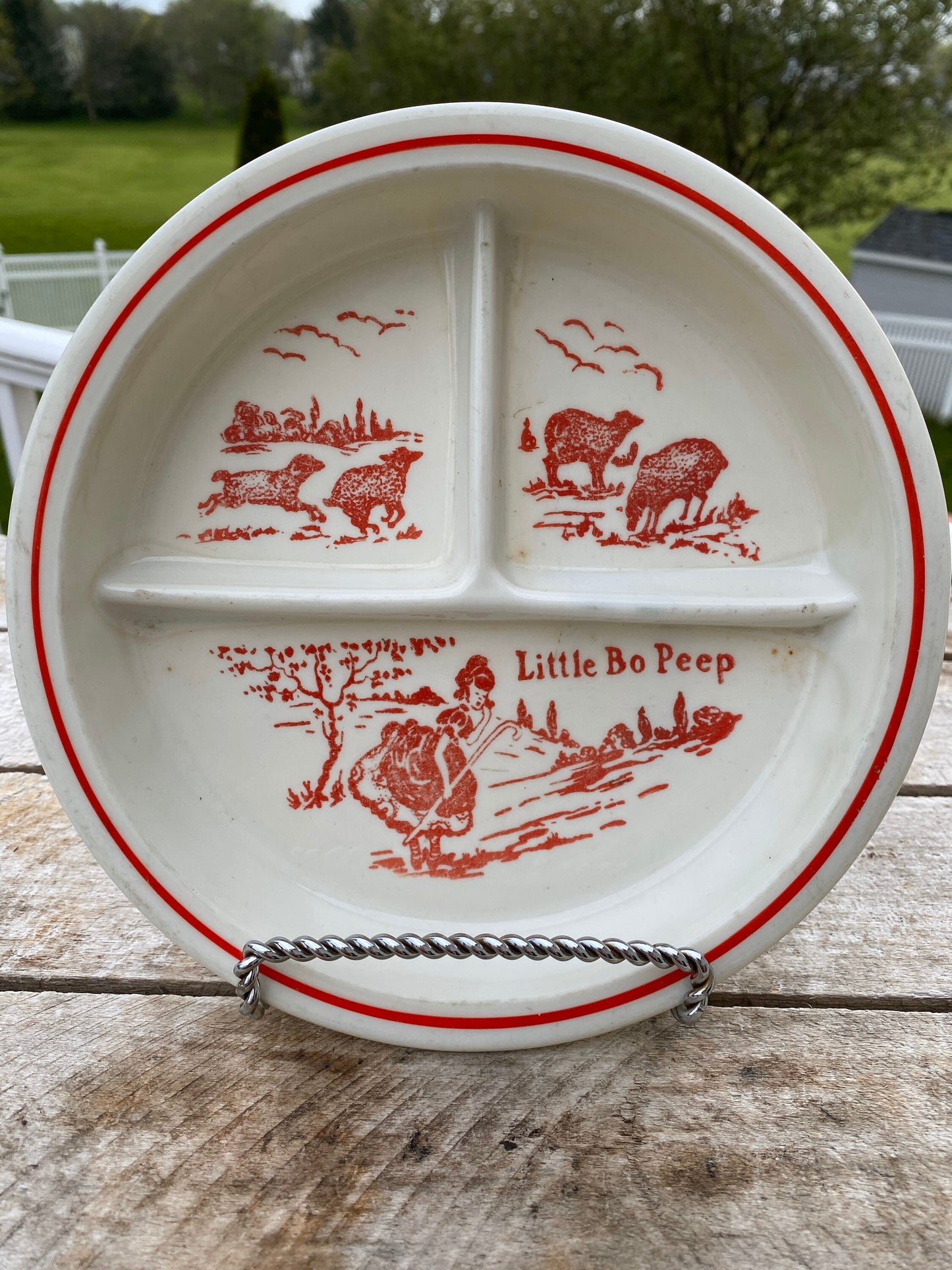 Vintage Little Bo Peep Children’s Dish/Divided Childs Plate/Home and Living/Kitchen and Dining/Mid Century/Dining and Serving/Red and White