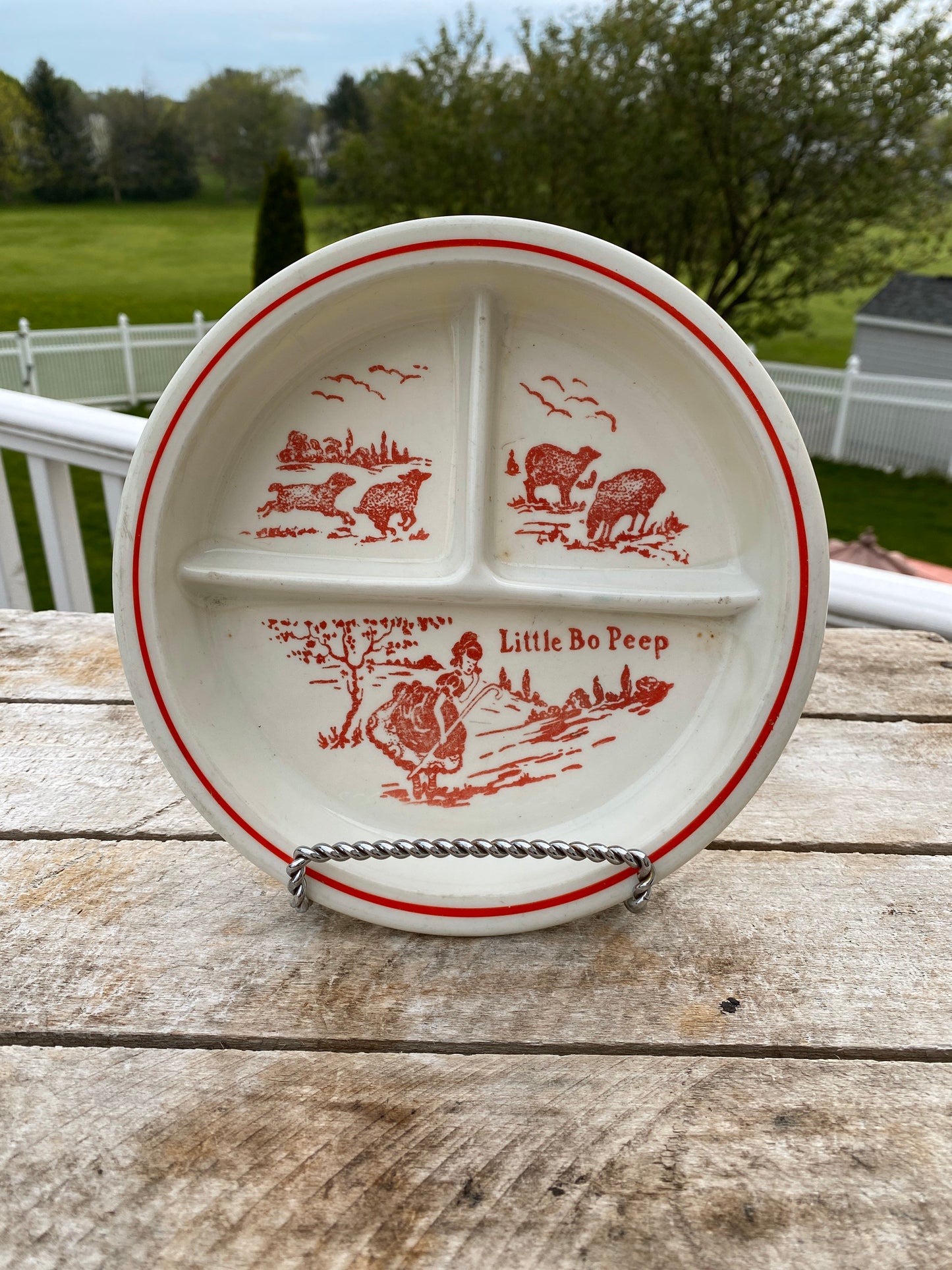 Vintage Little Bo Peep Children’s Dish/Divided Childs Plate/Home and Living/Kitchen and Dining/Mid Century/Dining and Serving/Red and White