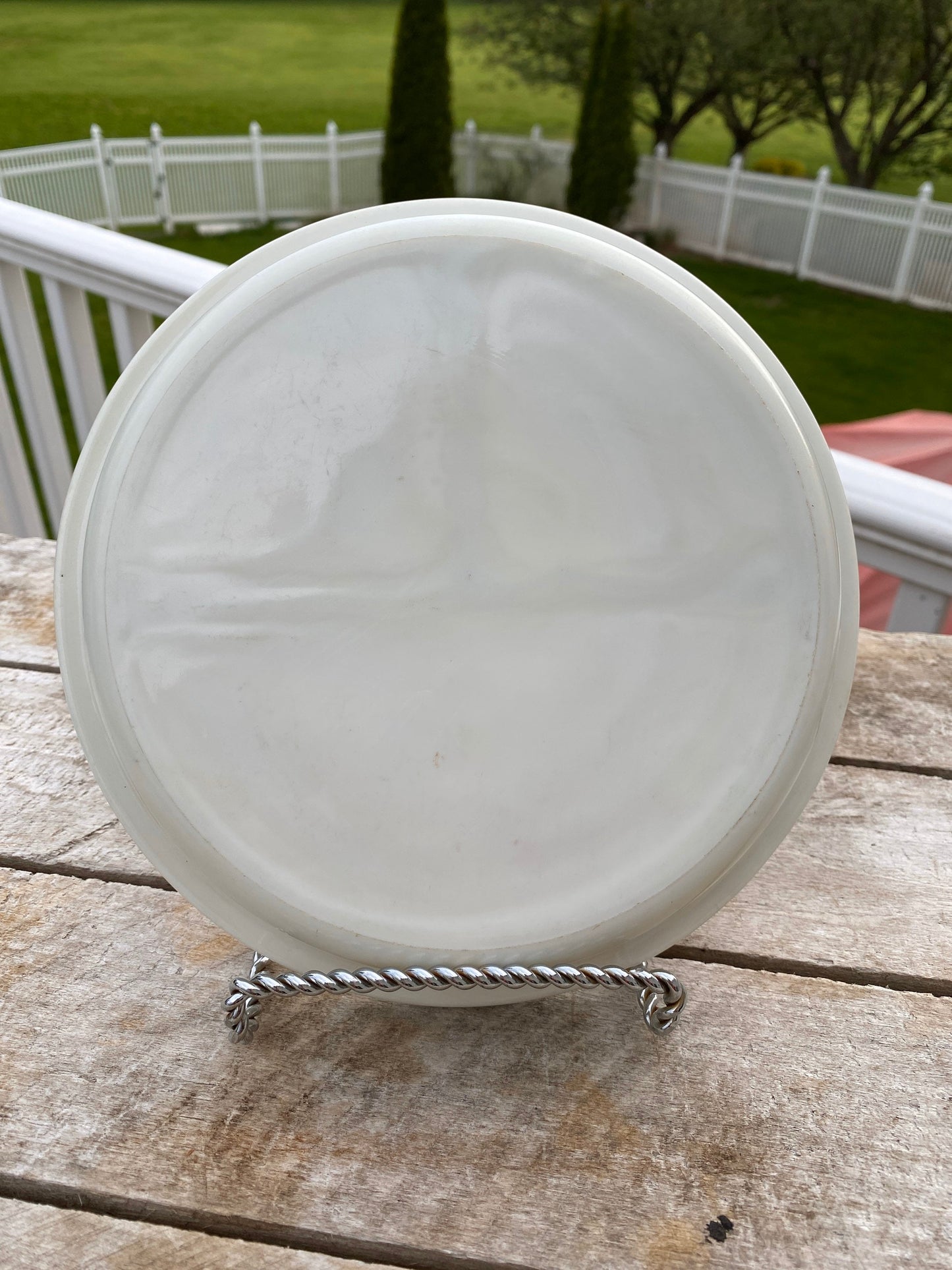 Vintage Little Bo Peep Children’s Dish/Divided Childs Plate/Home and Living/Kitchen and Dining/Mid Century/Dining and Serving/Red and White
