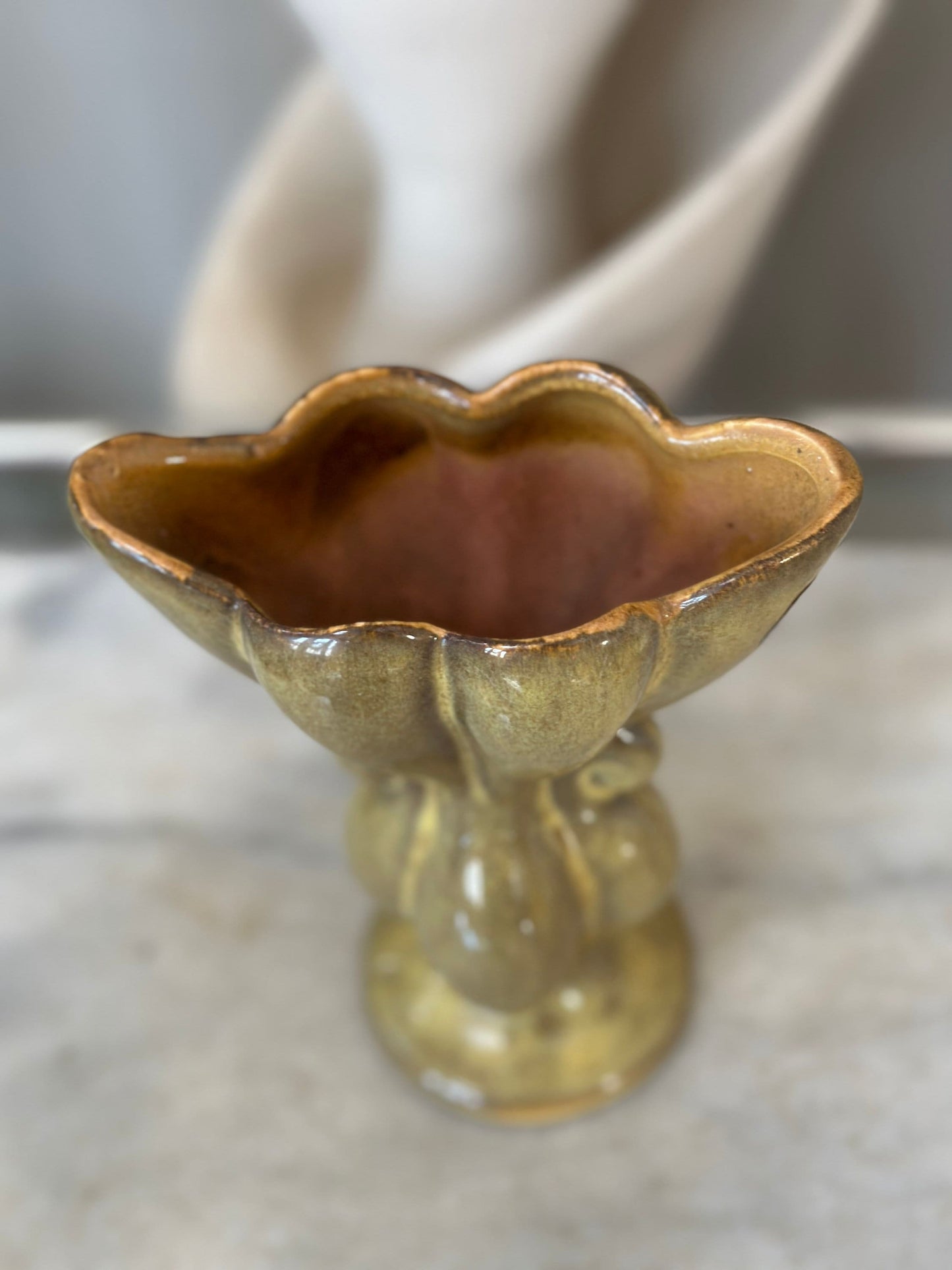 Vintage Gonder E-6 Pinched Center Vase | USA Pottery | Mid Century Gonder Vase