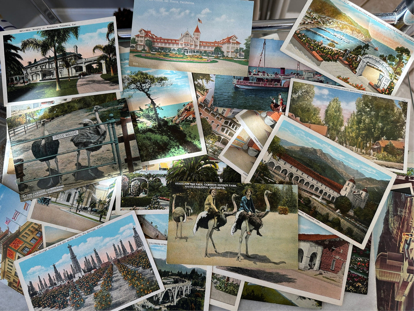 Collection of Over 150 US Postcards from the 1920s-1970s | Unique Collection