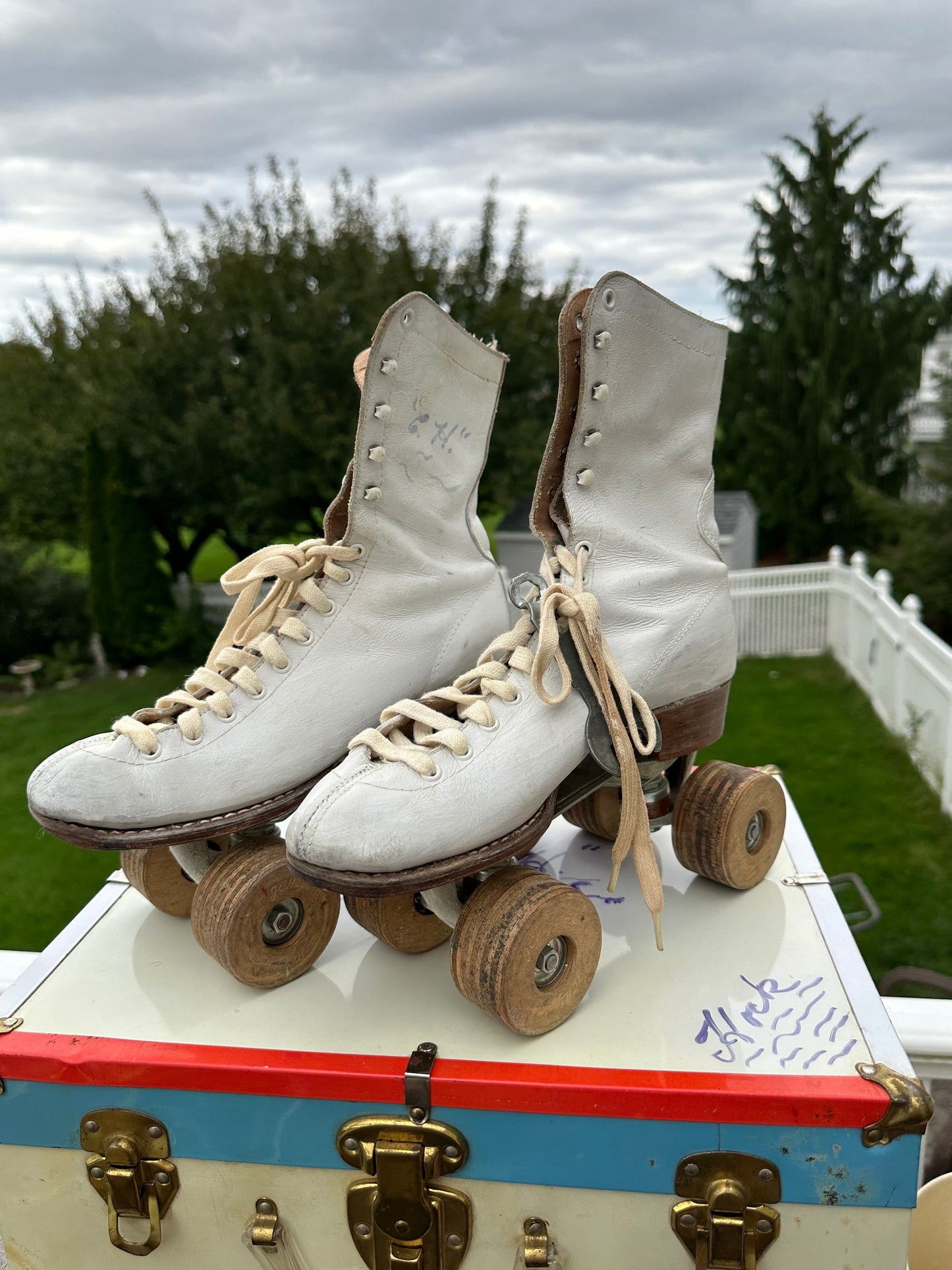 Vintage White Leather Roller Skates with Wooden Wheels Vintage Red, White & Blue Metal Skate Case with Skates Metal Suitcase | Size 7 Women