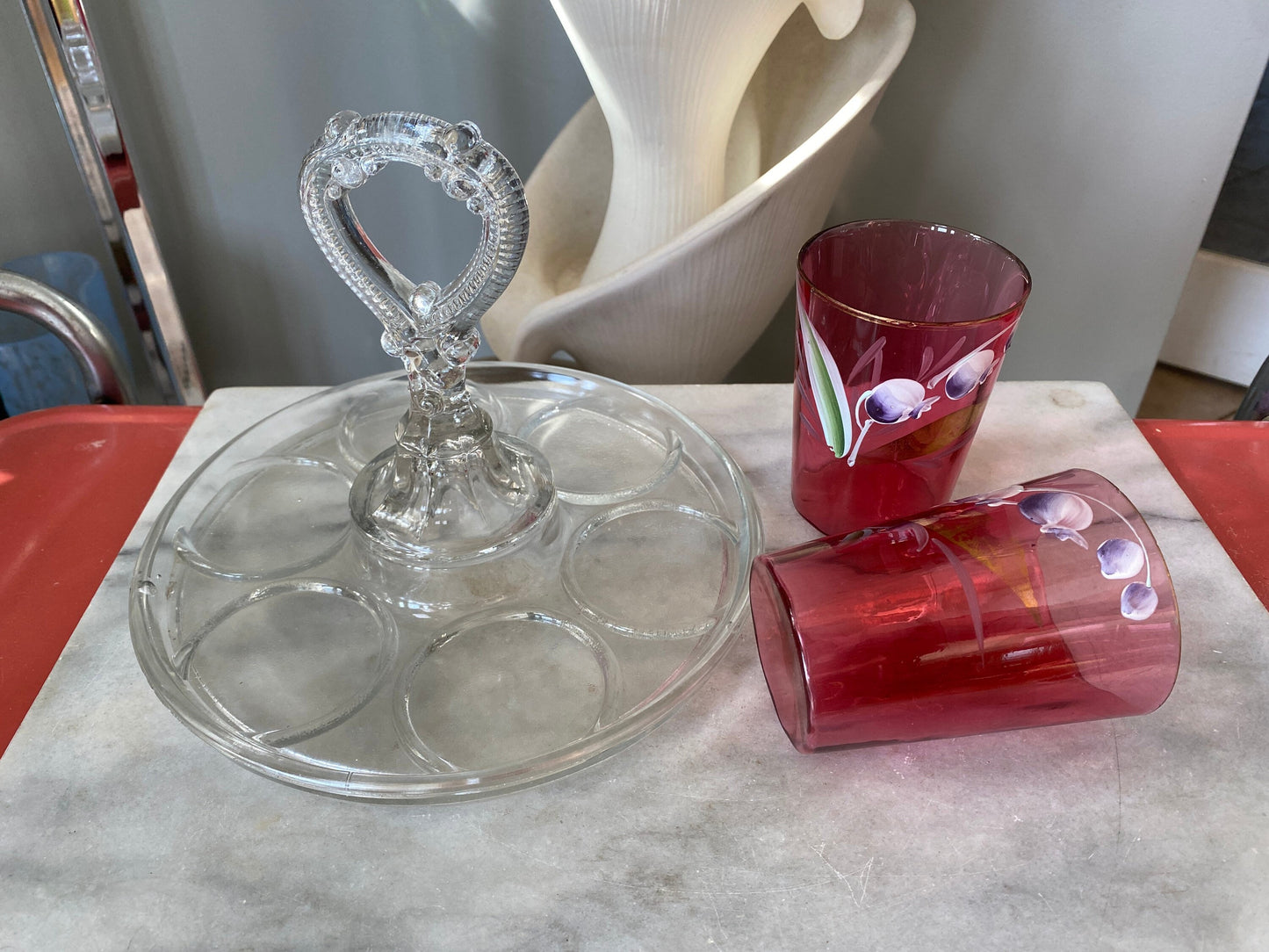 Swanky Swigs | Vintage LE Smith Glass Tray with 2 Antique Glasses