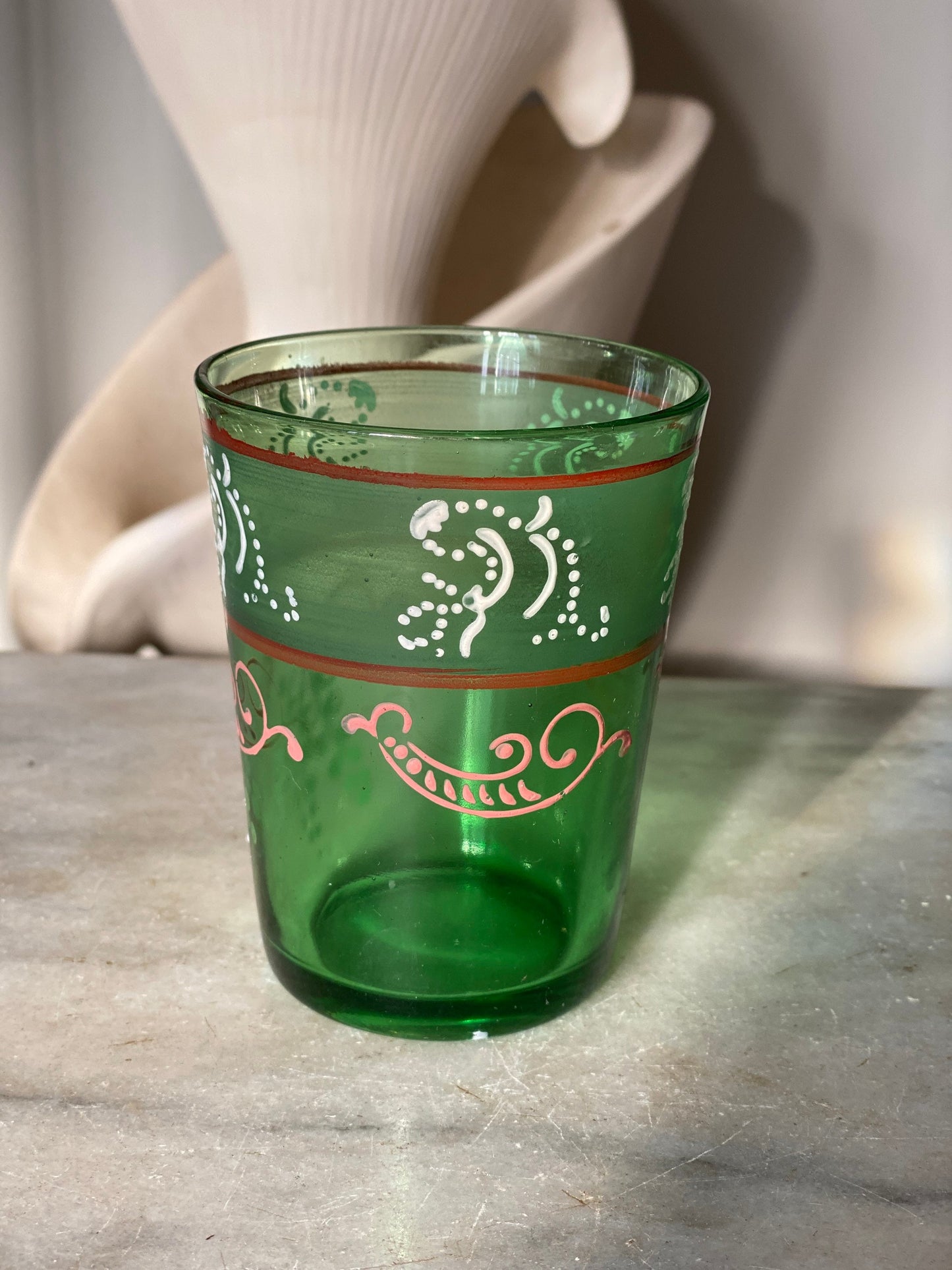 Antique Victorian Green Paneled Hand Painted Enamel Glass Tumbler