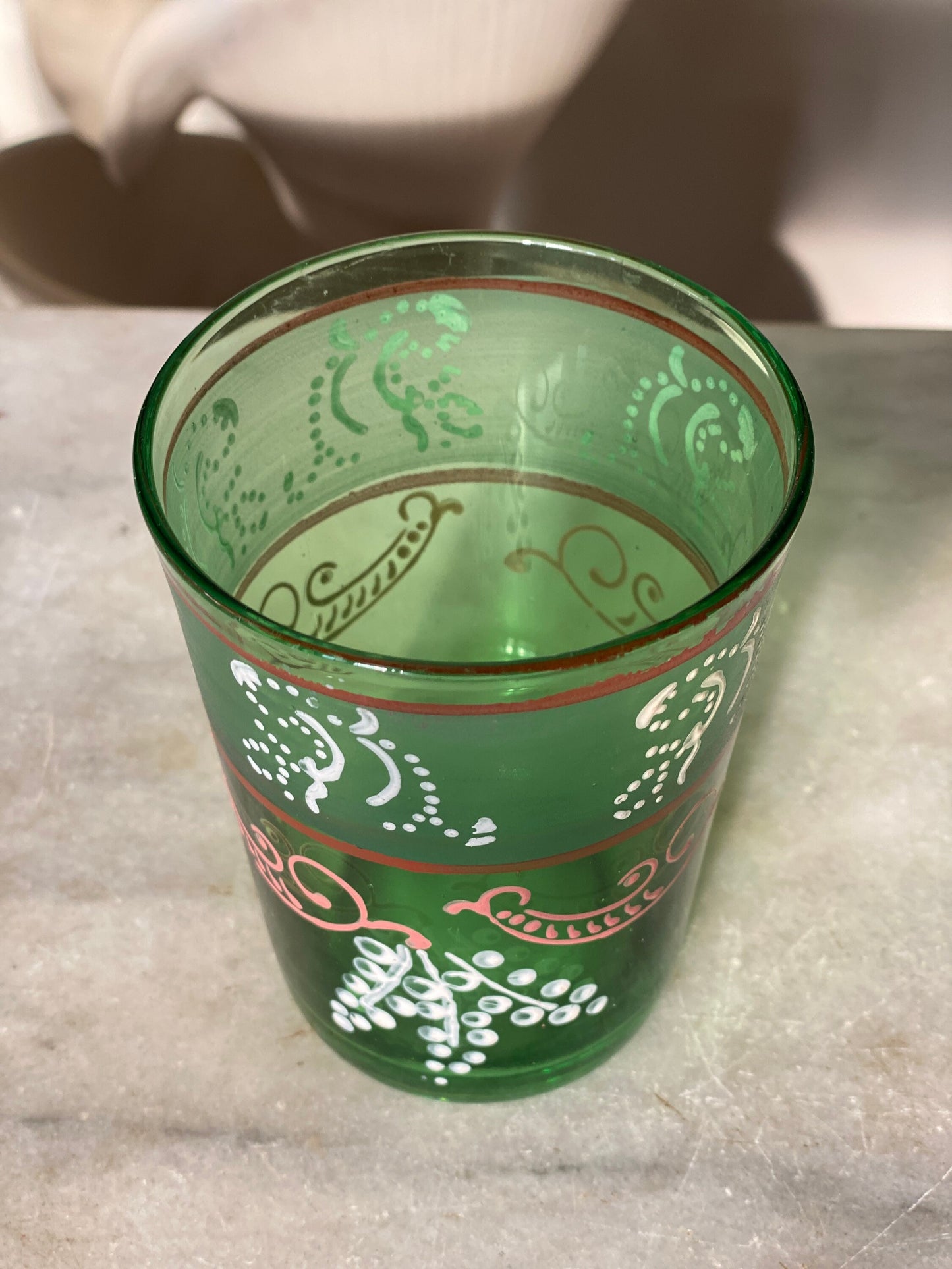 Antique Victorian Green Paneled Hand Painted Enamel Glass Tumbler