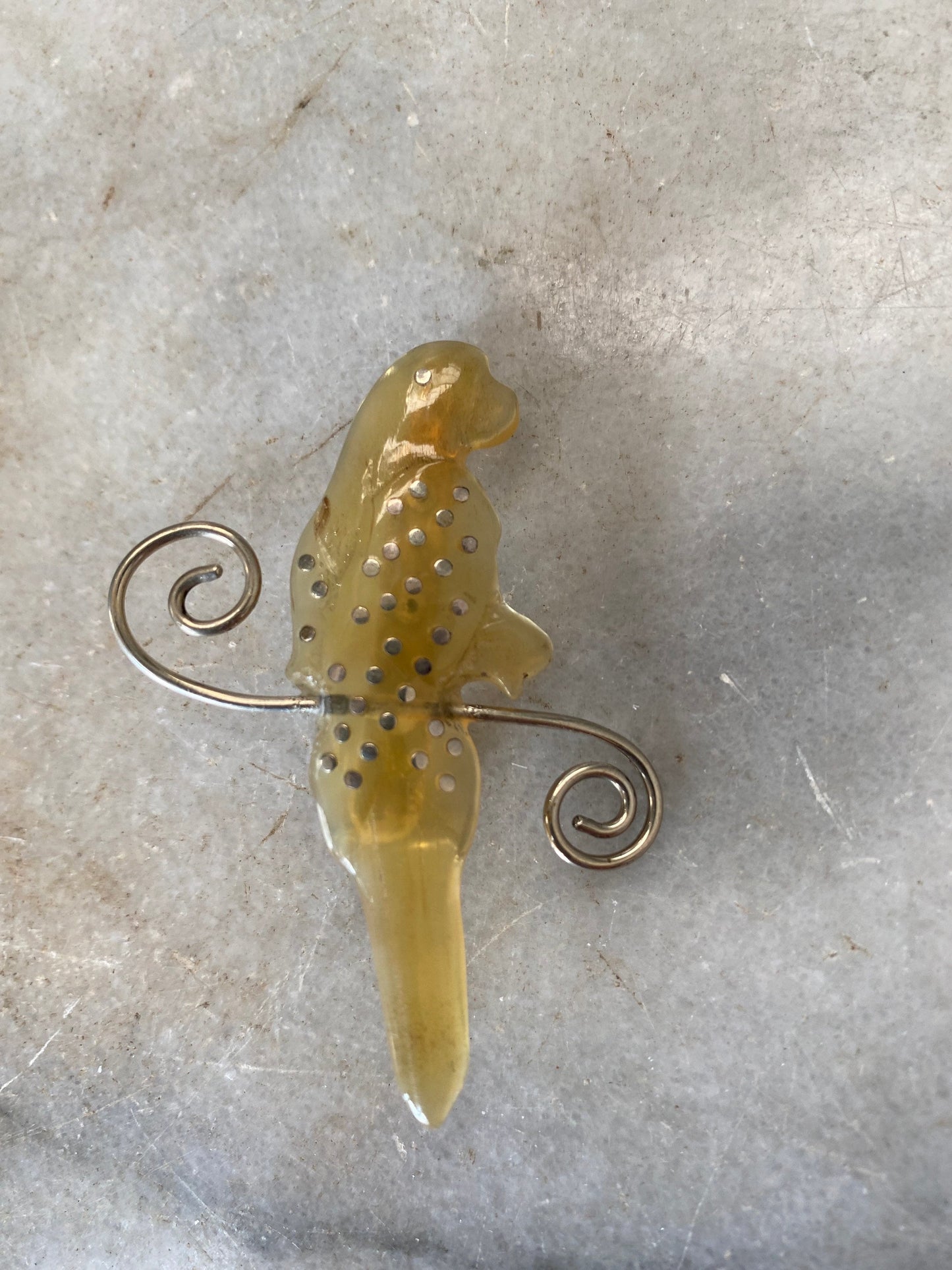 Vintage Lucite Mid Century Amber Lucite Pin Patrot Brooch, Translucent Marbled, Lucite MCM Pin