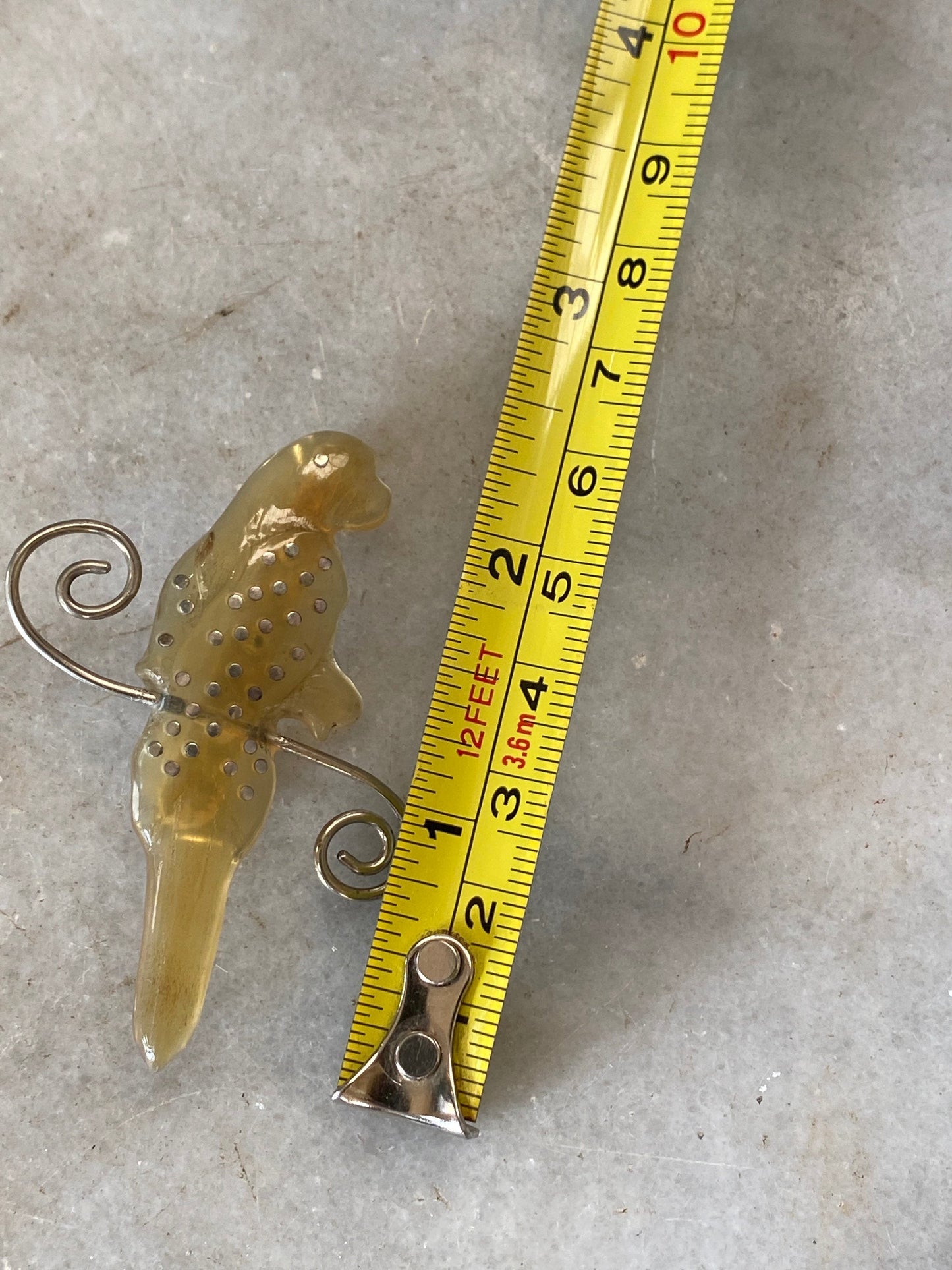 Vintage Lucite Mid Century Amber Lucite Pin Patrot Brooch, Translucent Marbled, Lucite MCM Pin