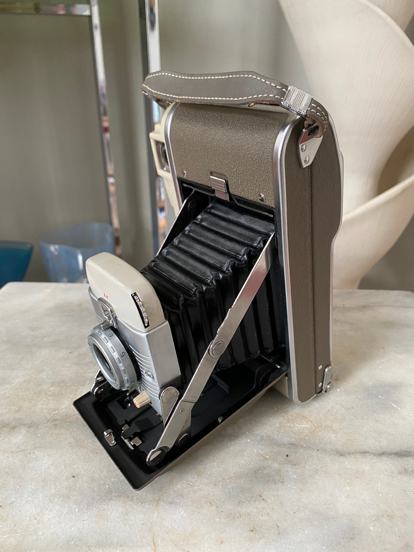 Polaroid Highlander Land Camera Model 80B | Historical Significance Includes Accesories and Case