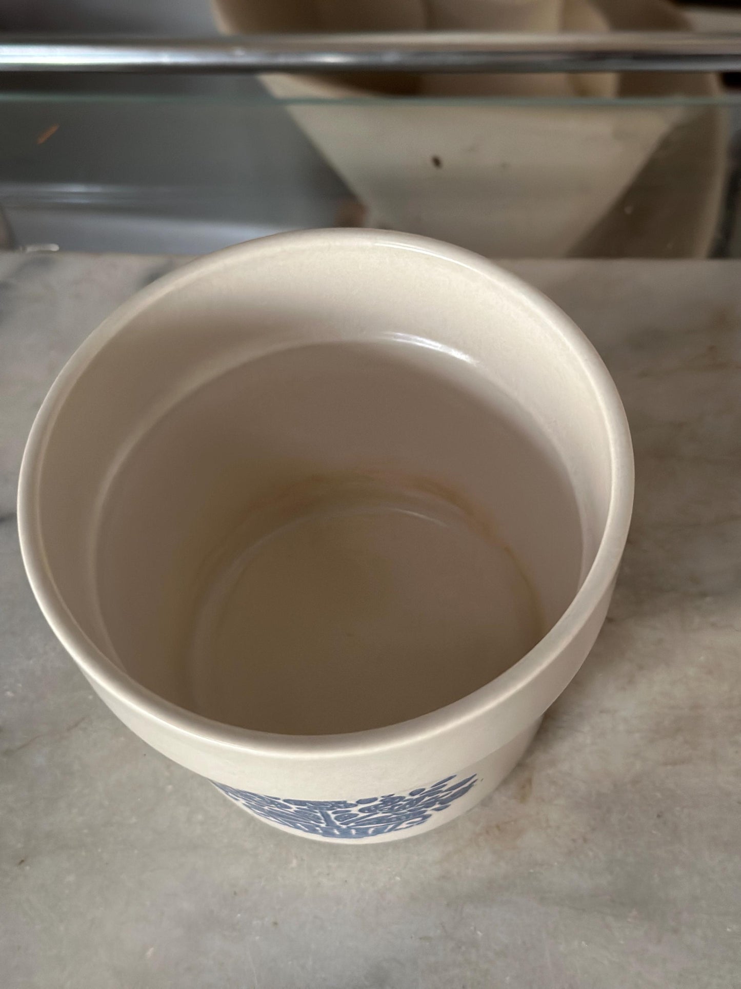 Vintage Pfaltzgraff Ftda 1982 Blue Flower Pot Off White Stoneware