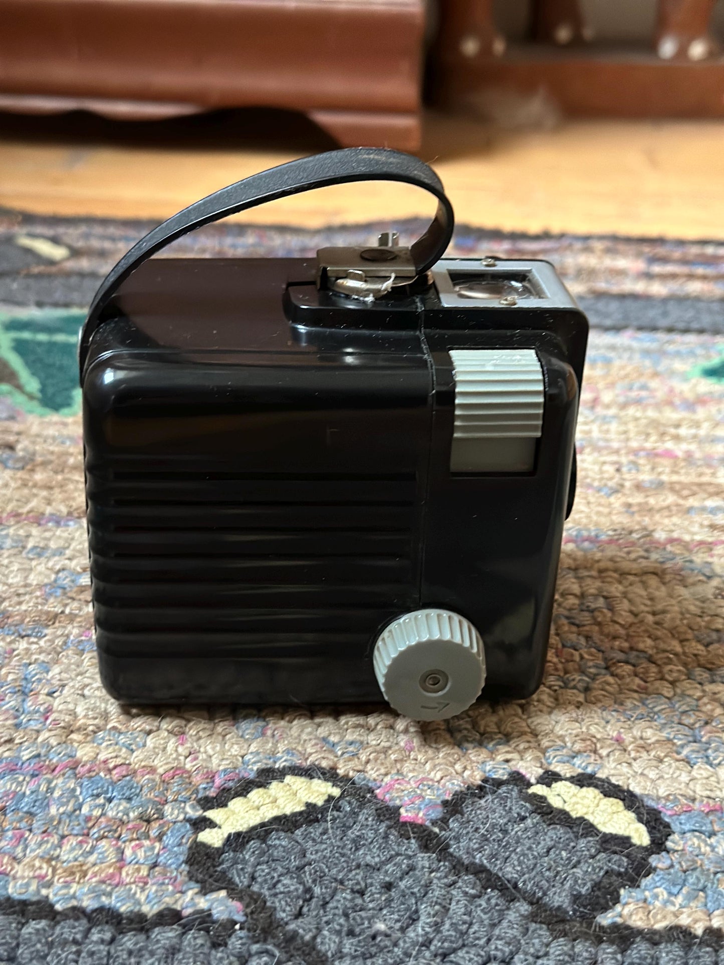 Vintage Vintage Brownie Hawkeye Flash Model camera; Kodak