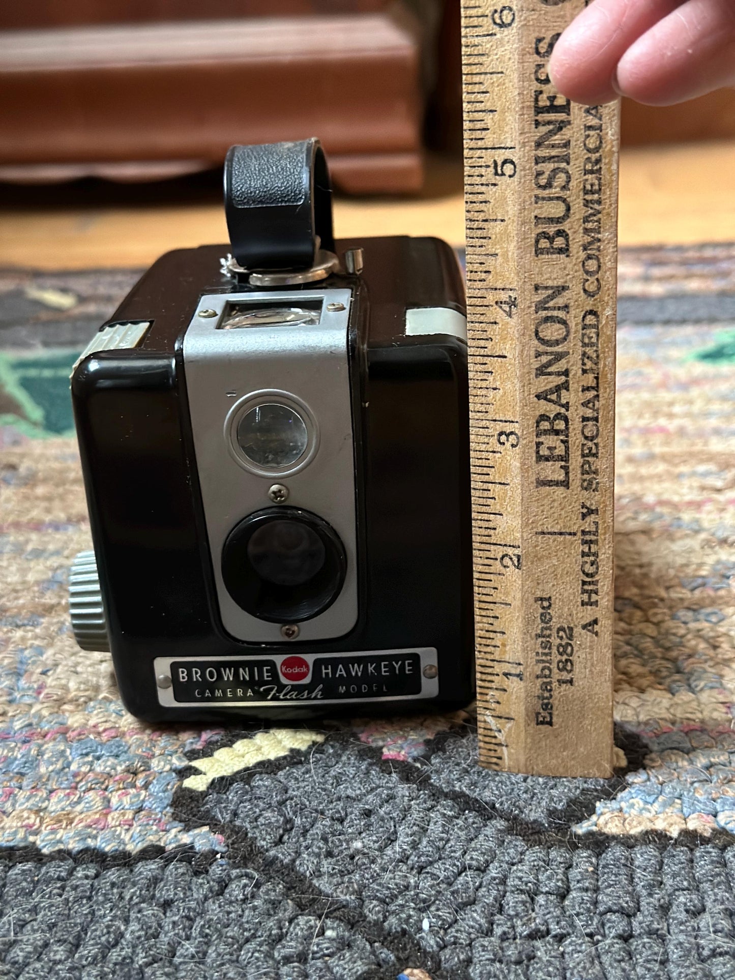 Vintage Vintage Brownie Hawkeye Flash Model camera; Kodak