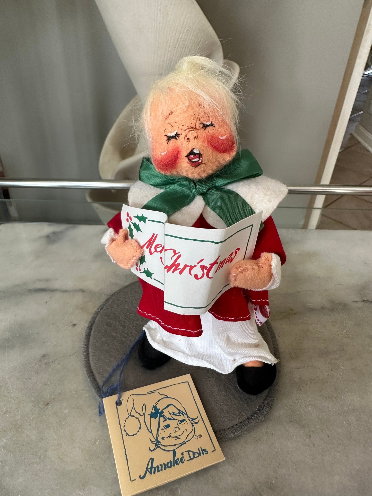 Vintage Annalee 7” Choir Girl Annalee Doll 1995, Christmas Kid, Caroler, Blonde, Eyes Shut, Oriogbsl Tag Present