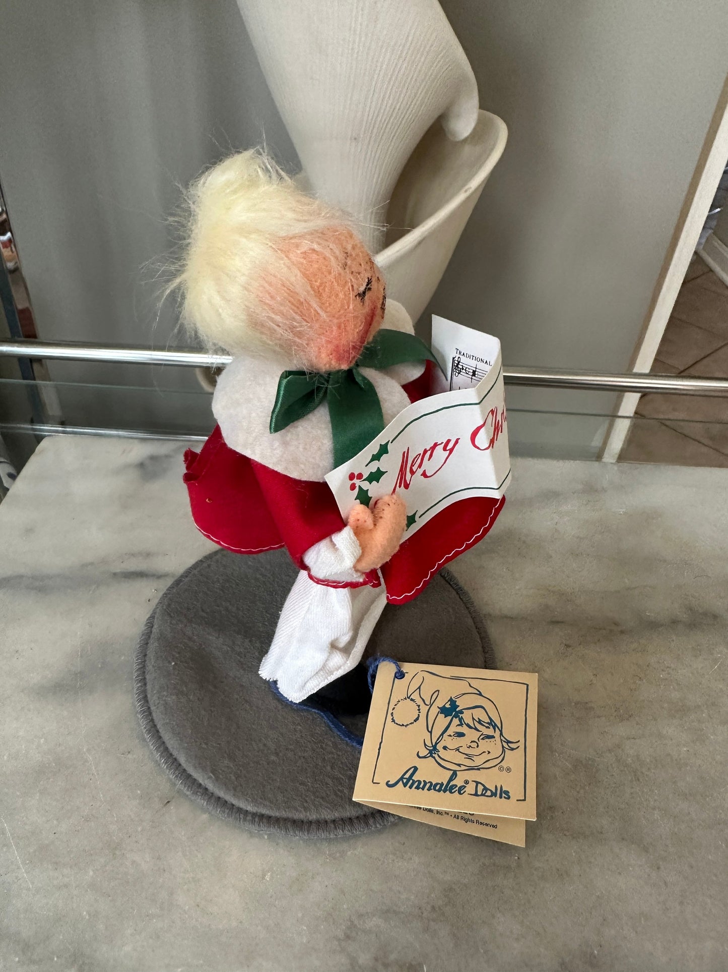 Vintage Annalee 7” Choir Girl Annalee Doll 1995, Christmas Kid, Caroler, Blonde, Eyes Shut, Oriogbsl Tag Present