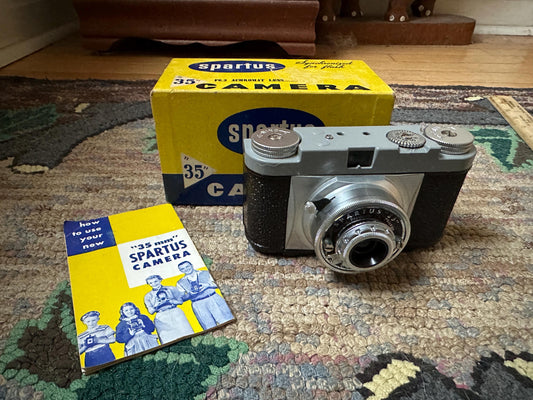 Vintage Film Camera - Spartus 35 Camera - In Origjnal Box w Brochure