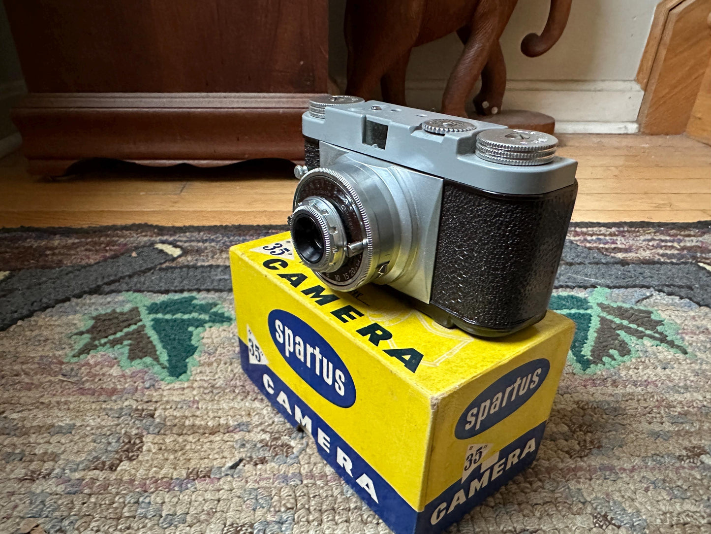 Vintage Film Camera - Spartus 35 Camera - In Origjnal Box w Brochure