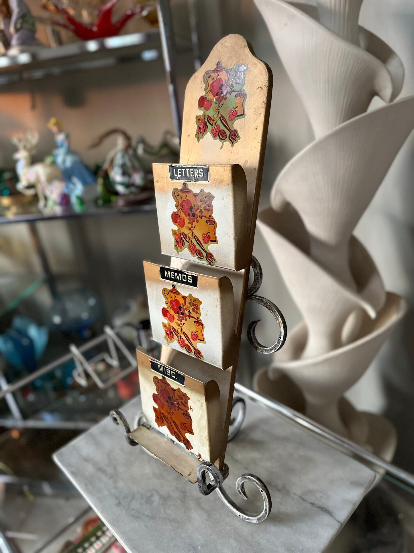 Vintage Mid Century 1950s Letter Bill Holder Wall Hanging ~ Floral Deaign | Tin Litho
