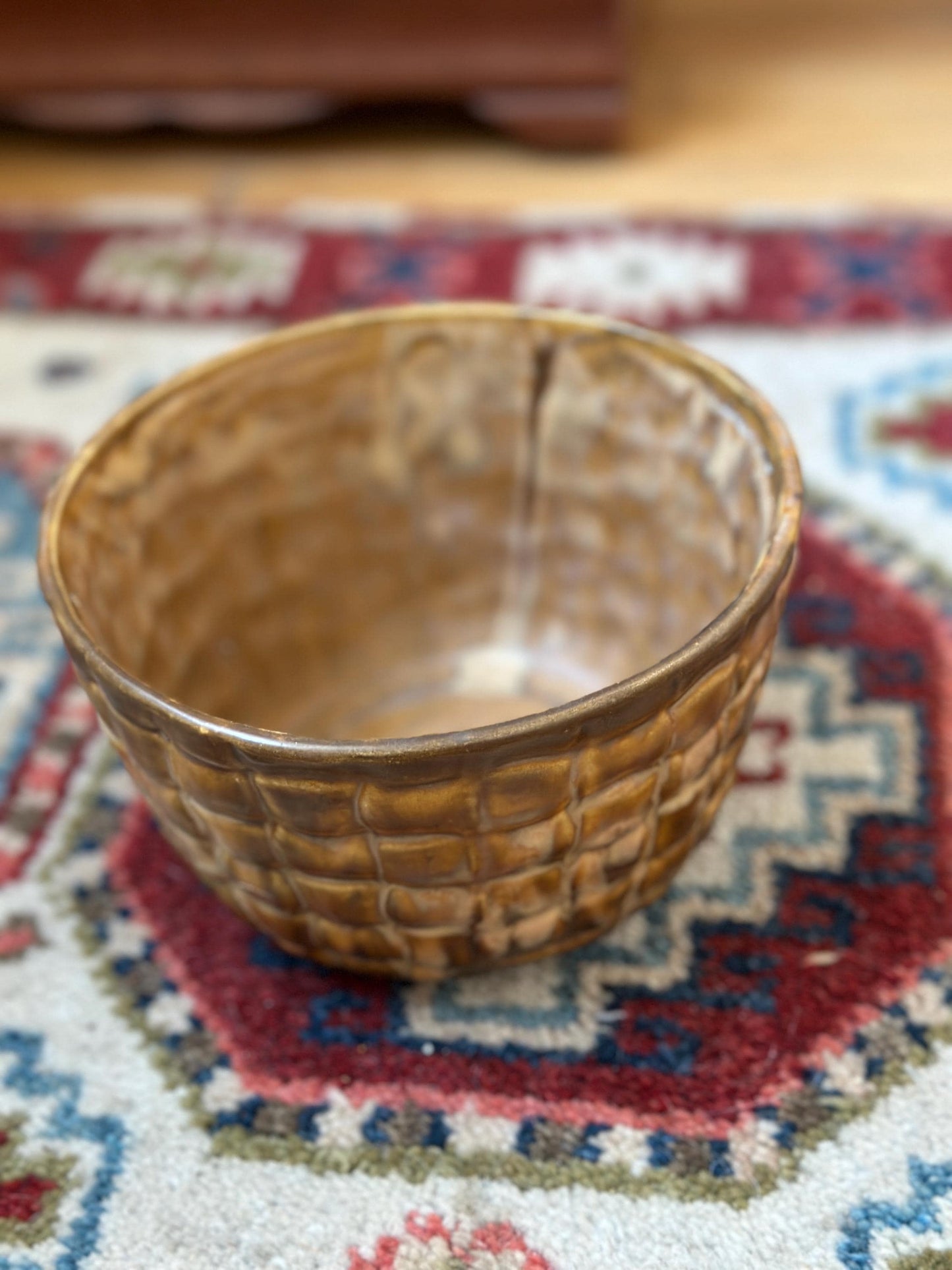 Vintage McCoy Basket Weave Pottery Bowl, USA 1605