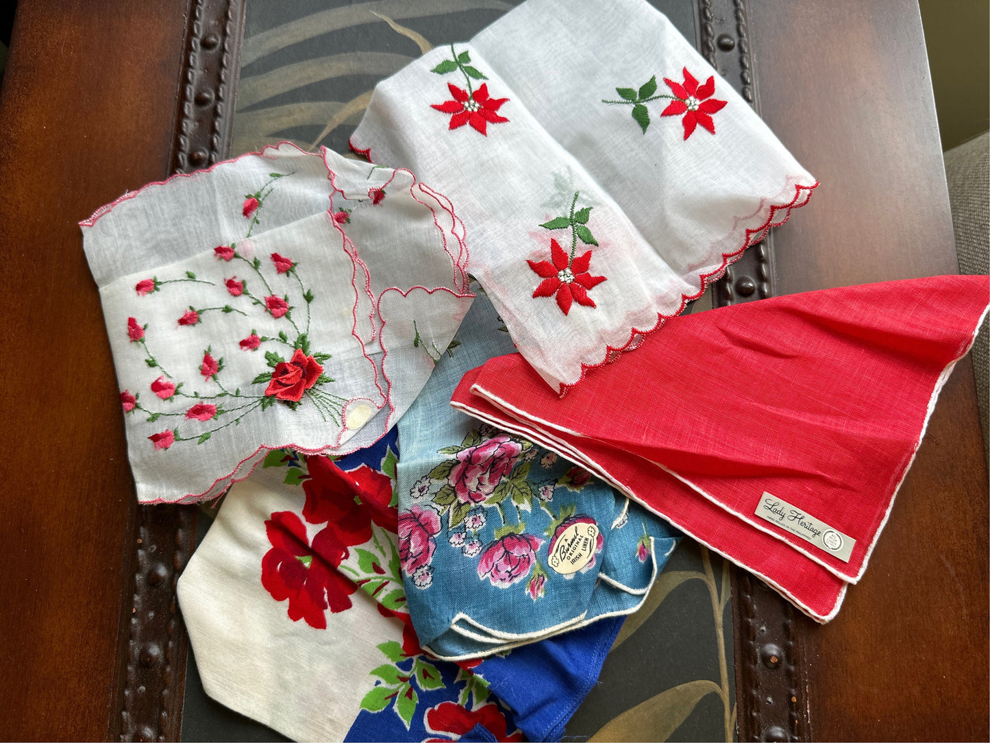 5 Vintage Shabby Chic Linen and Crocheted Hankies - Gorgeous Teds, Blues and Whites, Some NWT Hankies - Vintage Wedding Hankie