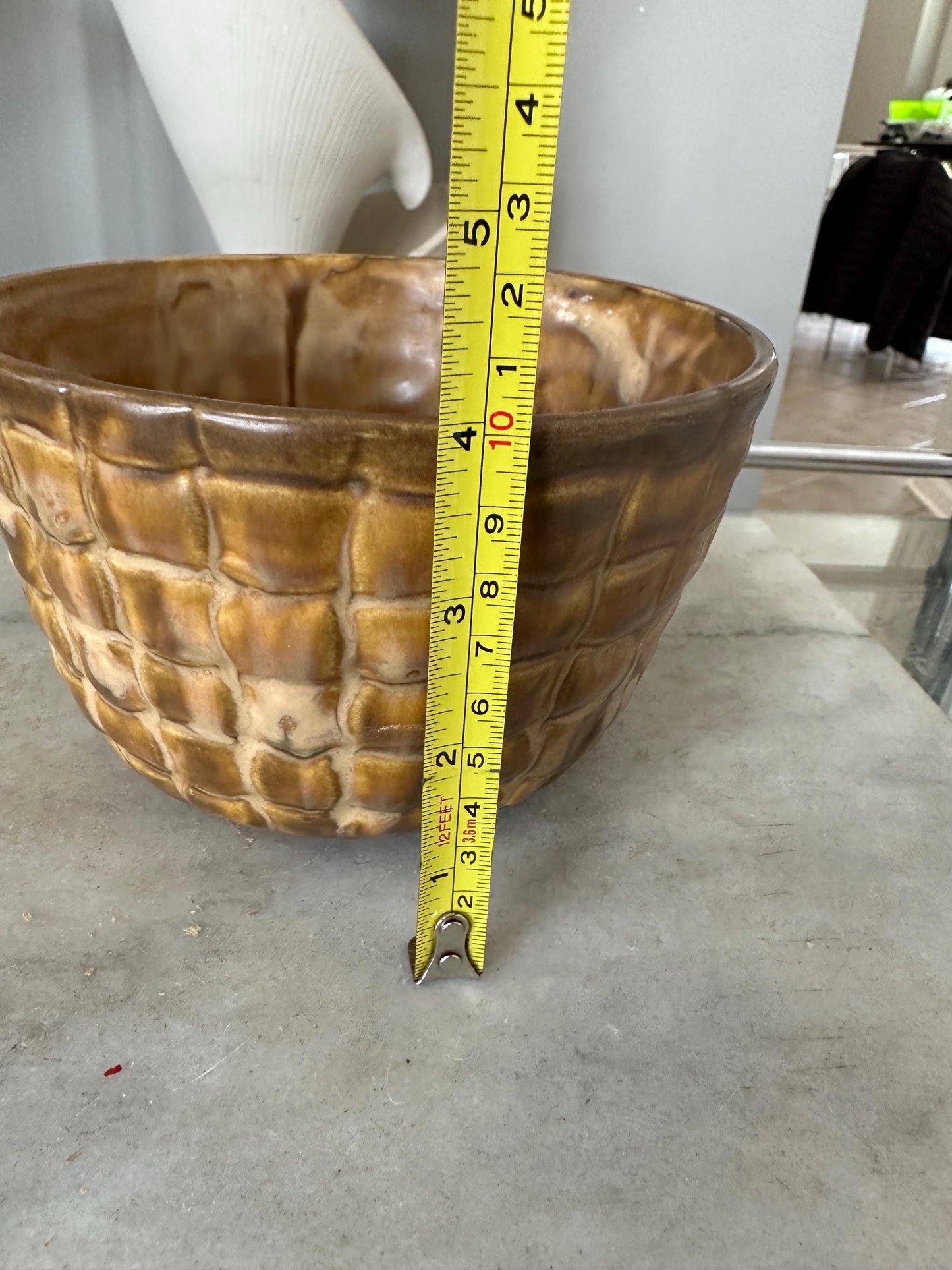 Vintage McCoy Basket Weave Pottery Bowl, USA 1605