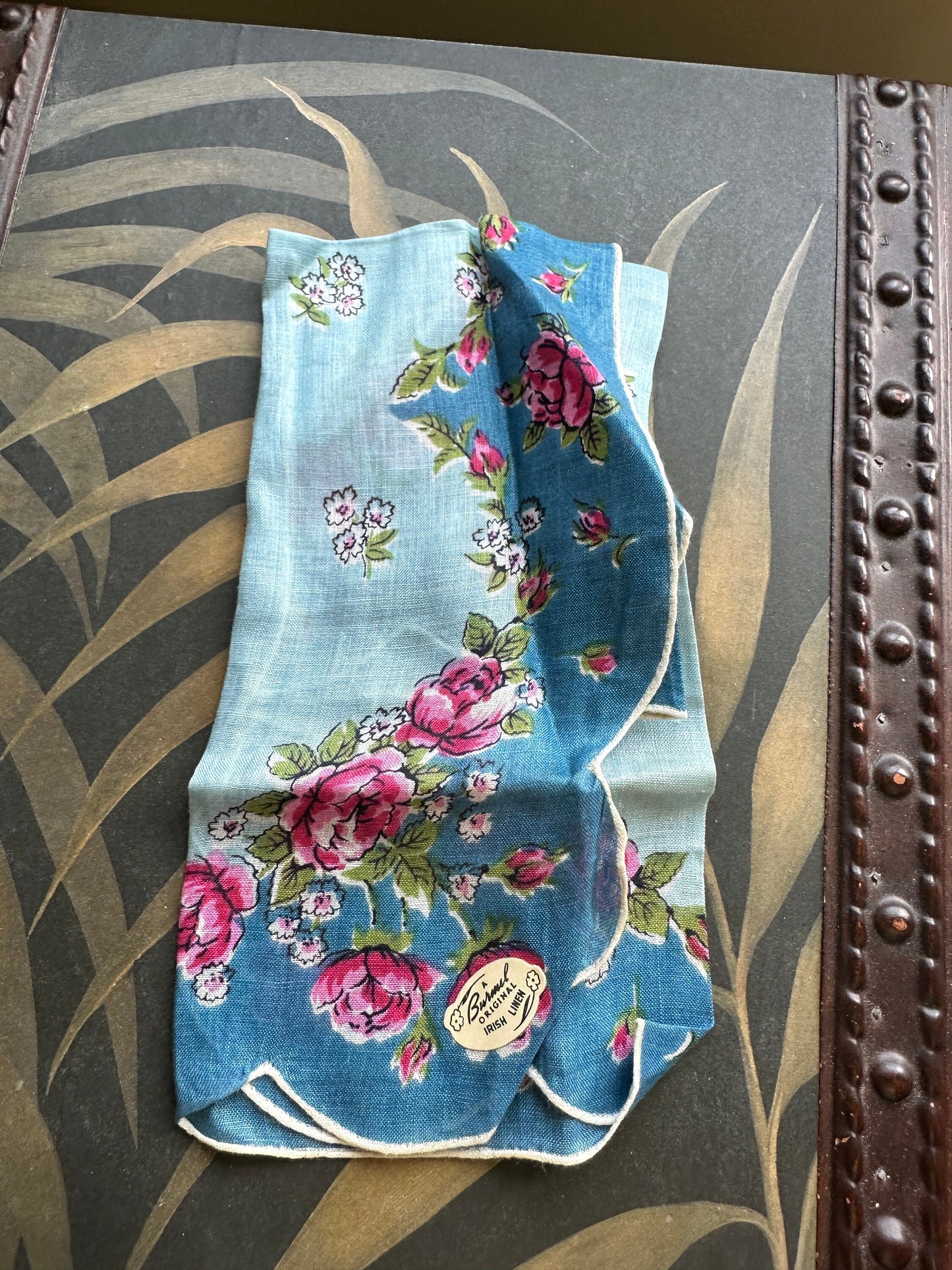 5 Vintage Shabby Chic Linen and Crocheted Hankies - Gorgeous Teds, Blues and Whites, Some NWT Hankies - Vintage Wedding Hankie