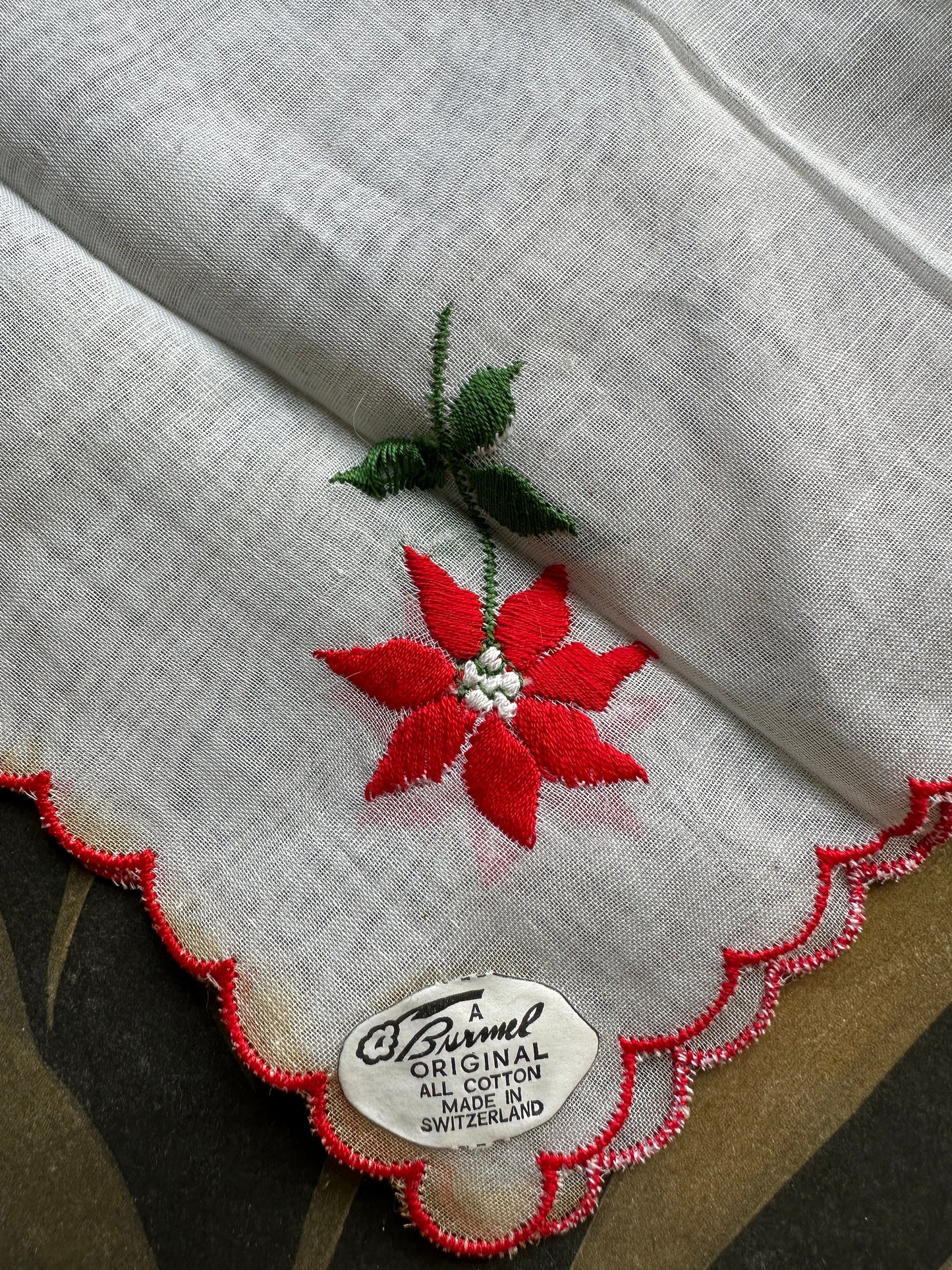 5 Vintage Shabby Chic Linen and Crocheted Hankies - Gorgeous Teds, Blues and Whites, Some NWT Hankies - Vintage Wedding Hankie