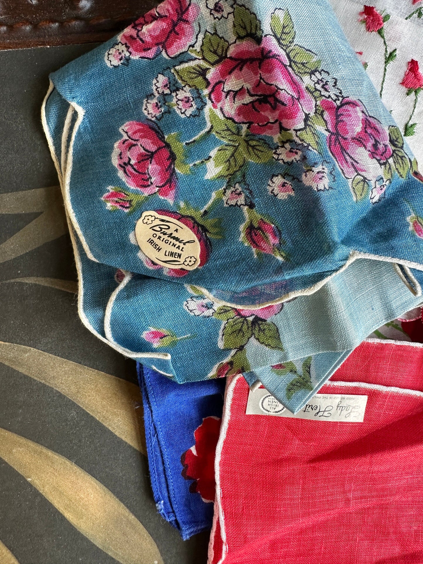 5 Vintage Shabby Chic Linen and Crocheted Hankies - Gorgeous Teds, Blues and Whites, Some NWT Hankies - Vintage Wedding Hankie