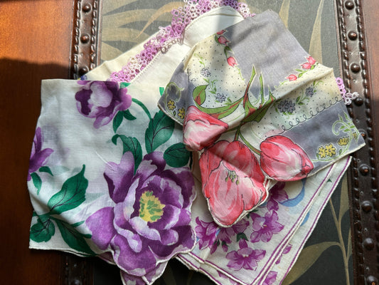5 Vintage Shabby Chic Linen and Crocheted Hankies - Gorgeous Ivory, Purples and Pinks  Colors Hankies - Vintage Bridal Wedding Hankie