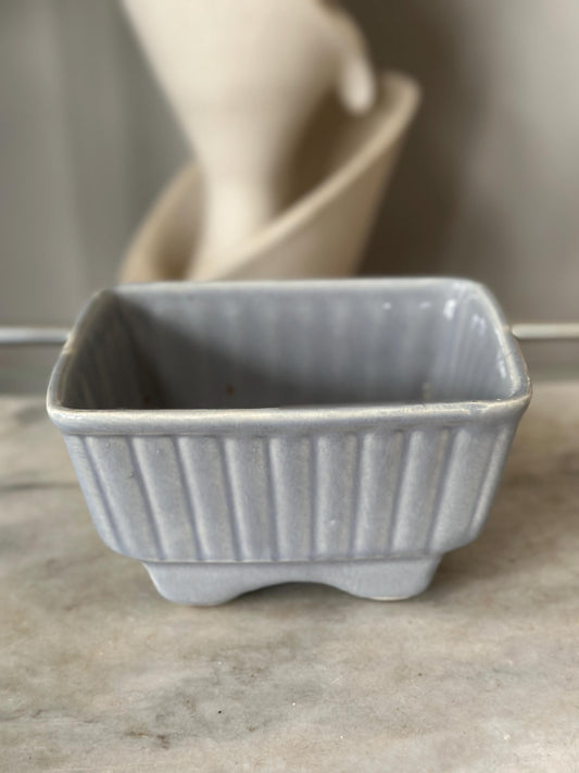 Vintage Hull USA 718 Rectangle Planter | 7.5”  Ribbed Gray Mid-Century Ceramic | USA Pottery