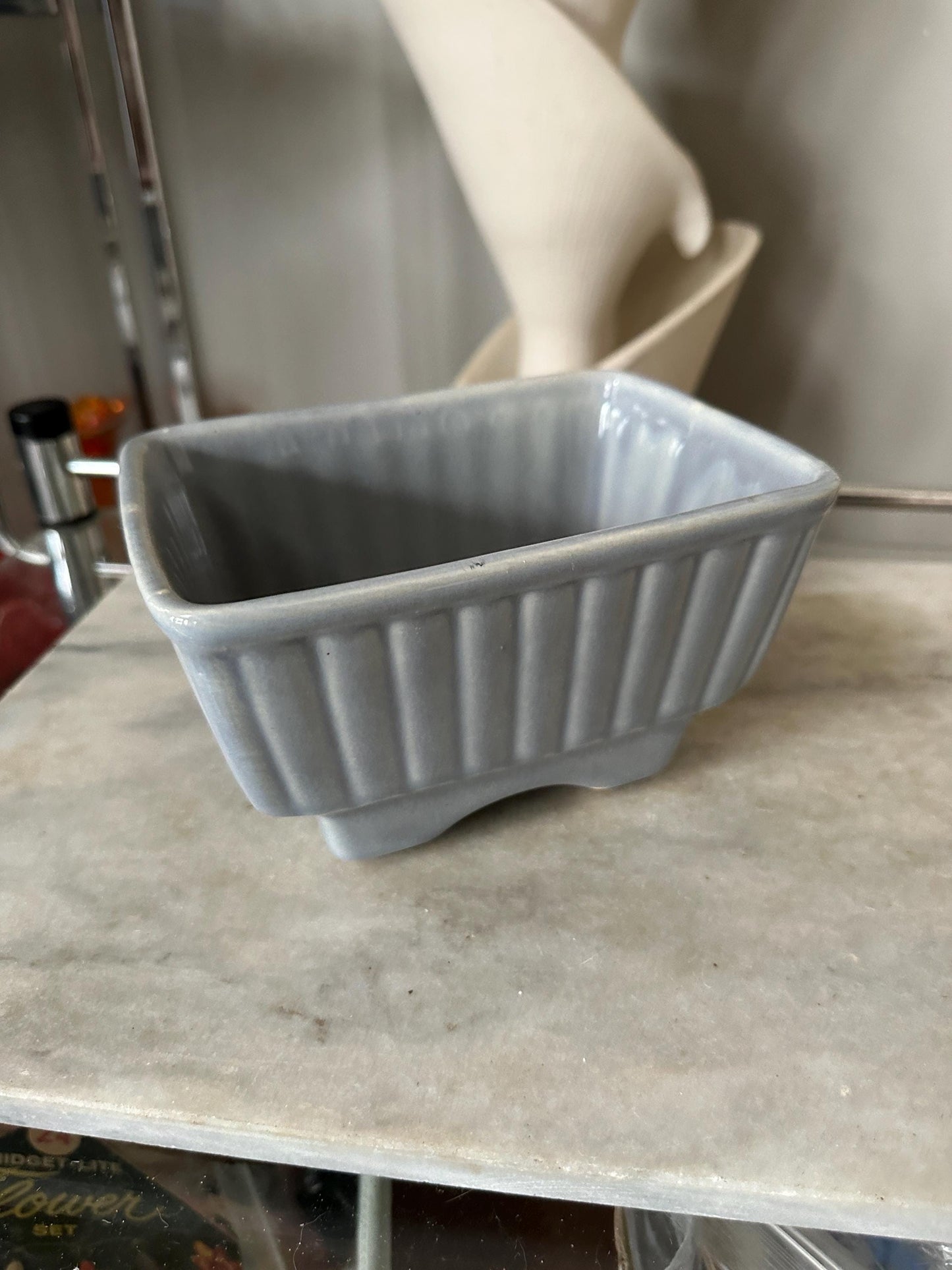Vintage Hull USA 718 Rectangle Planter | 7.5”  Ribbed Gray Mid-Century Ceramic | USA Pottery