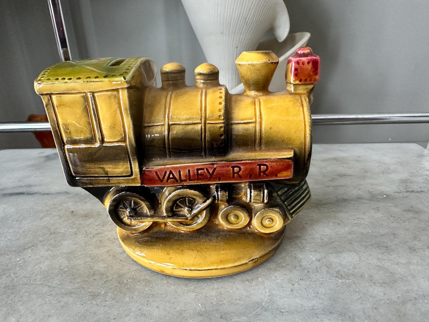 VTG Small Japan Ceramic Valley Railroad Train Coin Bank — Essex, CT