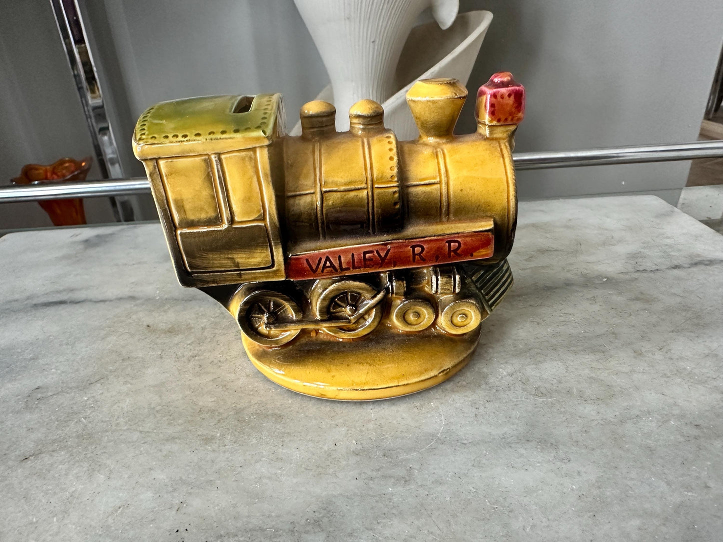 VTG Small Japan Ceramic Valley Railroad Train Coin Bank — Essex, CT