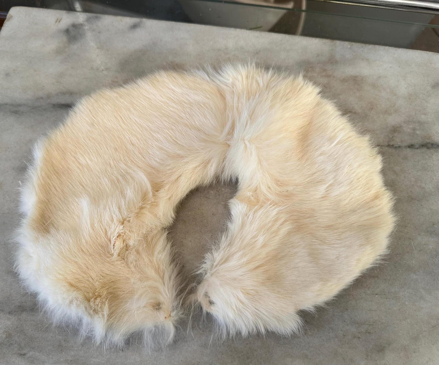 Vintage Set of 4 Mink Collars, Ivory and White Genuine Fur, Mink Collars from the 1950s