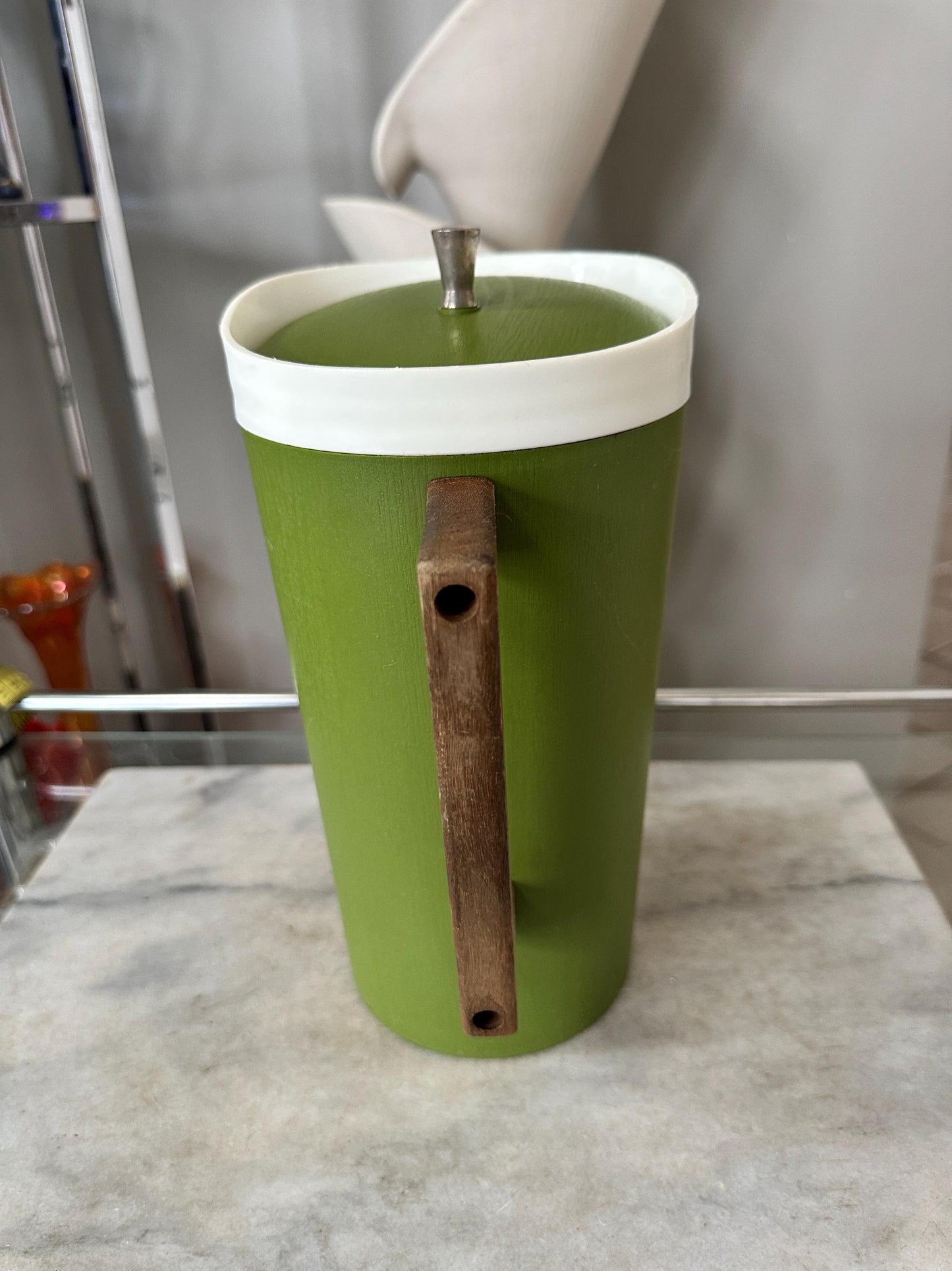 Vintage Avocado Green Pitcher – MCM Kitchenware with Wooden Handle