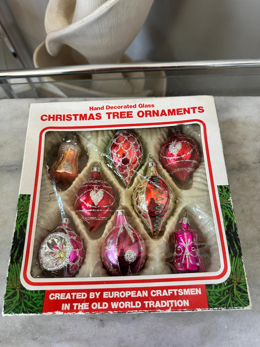 Vintage Commodore Christmas Ornaments – Hand-Decorated Glass, Set of 8, Made in Romania