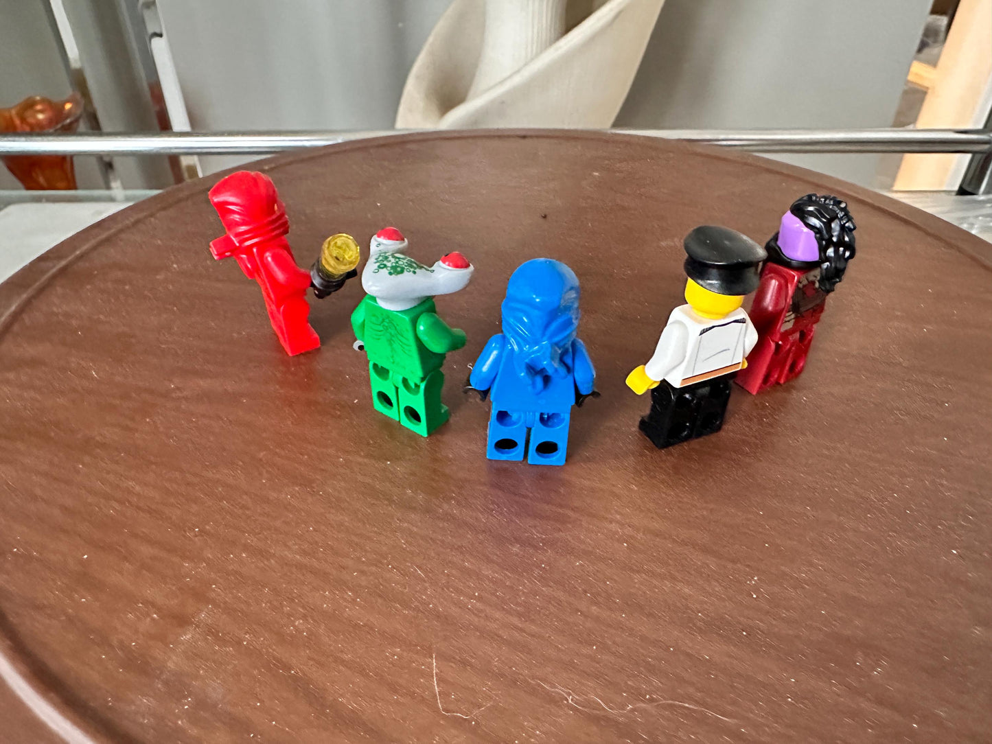 Assorted LEGO Minifigure Lot of 5 – Space Police Squidman, Marvel Taserface, Ninjago Jay (Blue & Red), and Airport Pilot