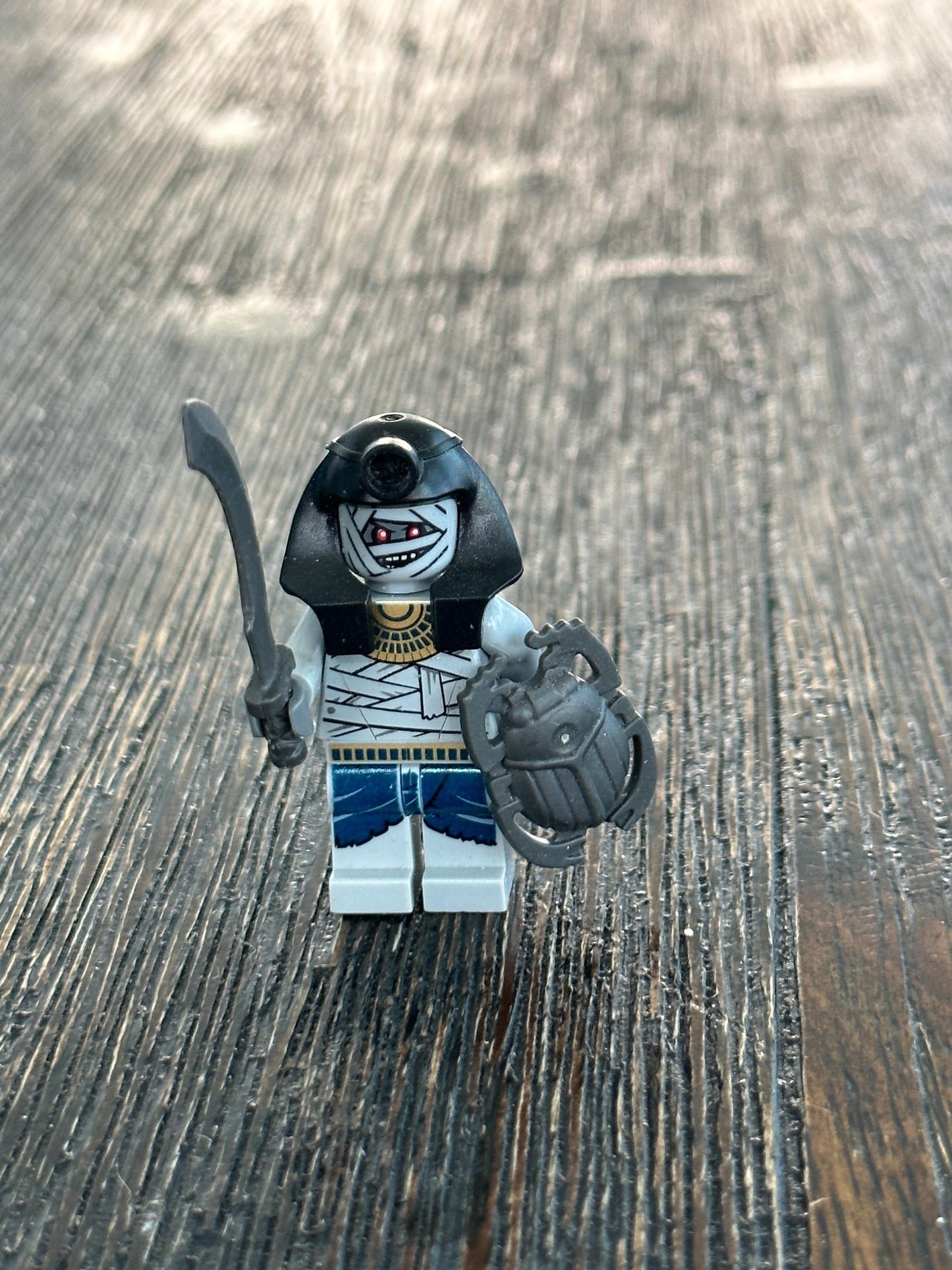 GENUINE LEGO Mummy Warrior 2, Minifigure Figure Pharaoh's Quest