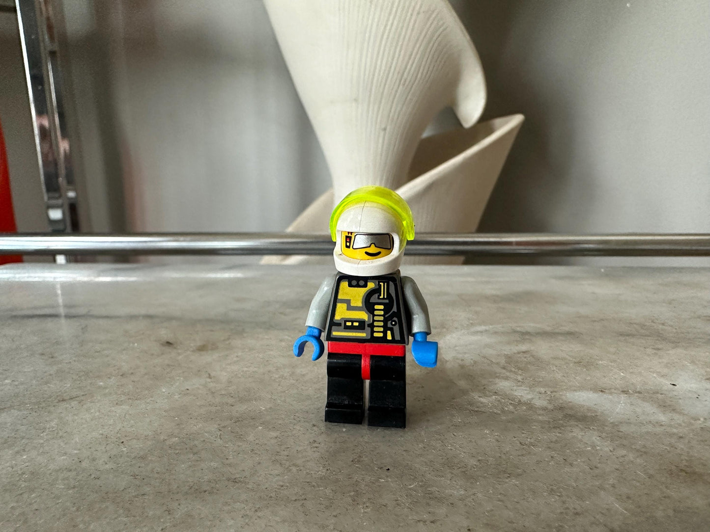 GENUINE LEGO Minifgure Lego Lego Alien Avenger Minifigure Lego (R) Minifigure, Minifigure, Lego Minifig, Lego People