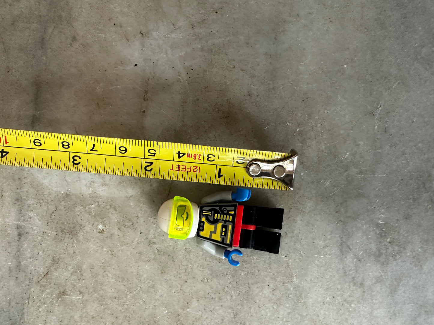 GENUINE LEGO Minifgure Lego Lego Alien Avenger Minifigure Lego (R) Minifigure, Minifigure, Lego Minifig, Lego People