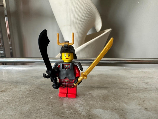 GENUINE LEGO Minifgure Lego Samuri X Nya Minifigure Ninjago Rise of the Snakes 9448 9566 figure njo050 w Weapons and Helmet