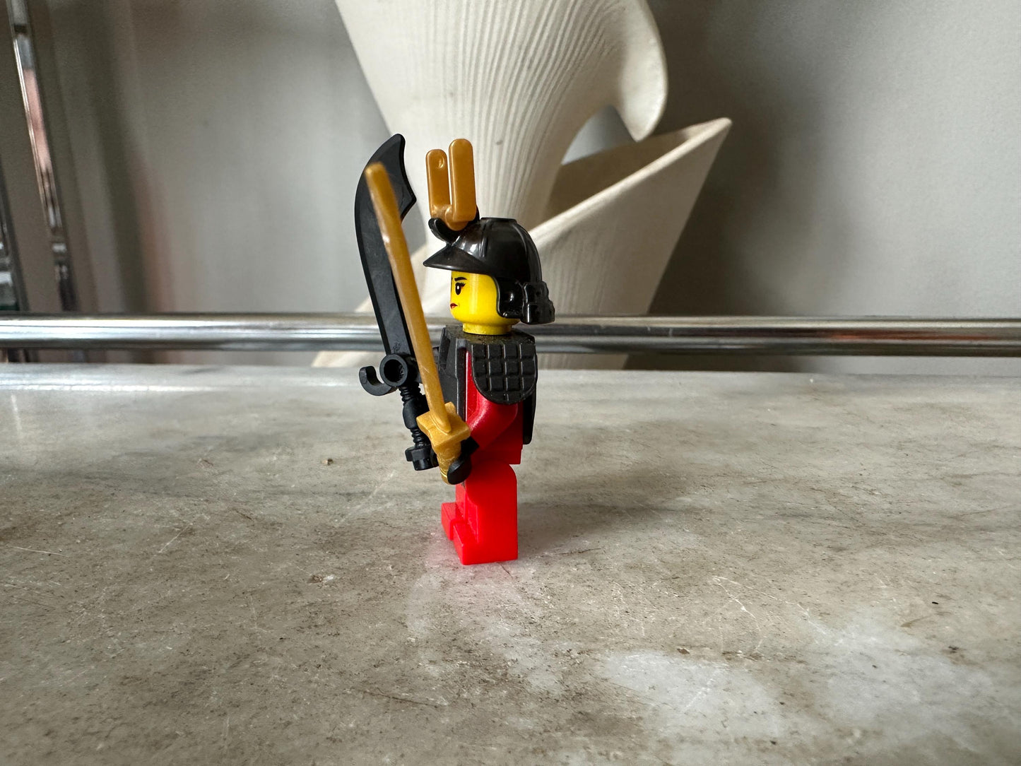 GENUINE LEGO Minifgure Lego Samuri X Nya Minifigure Ninjago Rise of the Snakes 9448 9566 figure njo050 w Weapons and Helmet