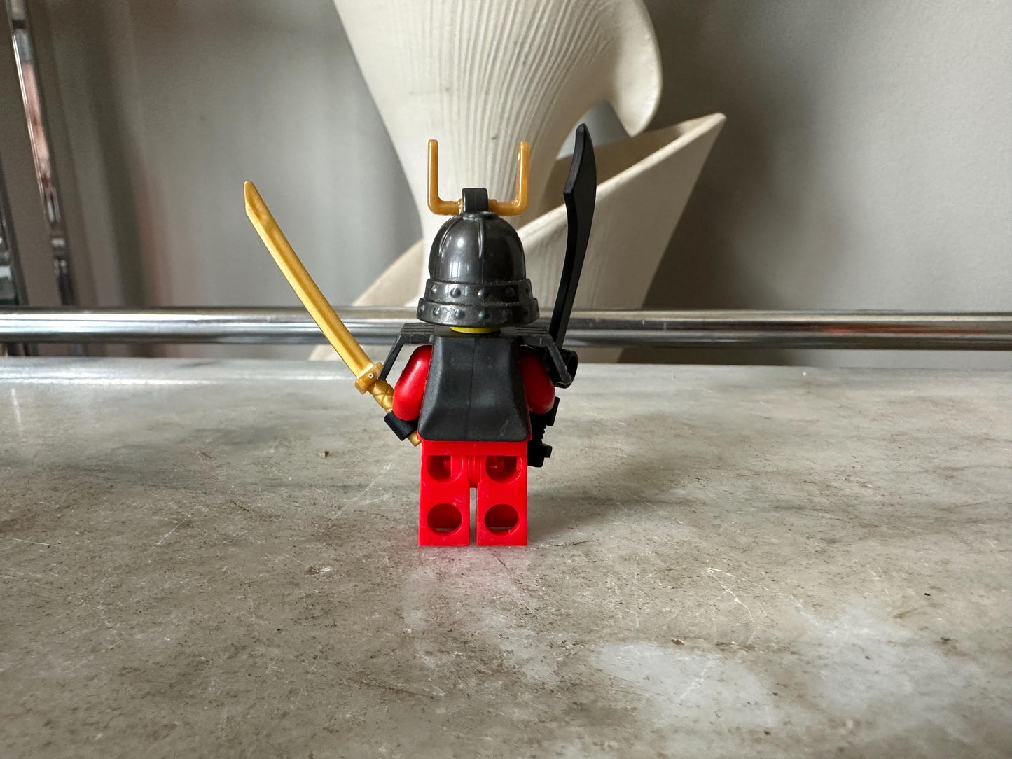 GENUINE LEGO Minifgure Lego Samuri X Nya Minifigure Ninjago Rise of the Snakes 9448 9566 figure njo050 w Weapons and Helmet